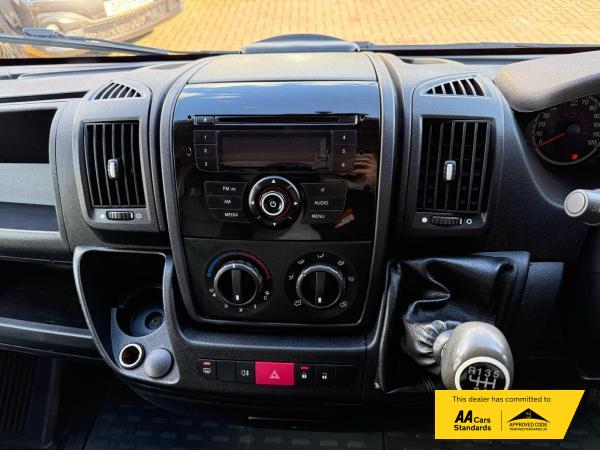 Peugeot Boxer 2.2 HDi 335 Chassis Cab 2dr Diesel Manual FWD L3 (240 g/km, 130 bhp)