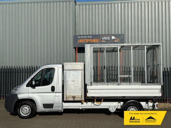 Peugeot Boxer 2.2 HDi 335 Chassis Cab 2dr Diesel Manual FWD L3 (240 g/km, 130 bhp)