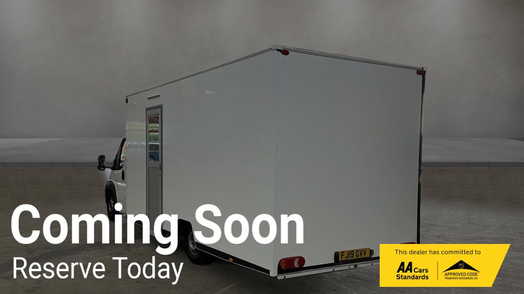 2019 Peugeot Boxer 2.0 BlueHDi 335 Built for Business Low Floor Luton 4dr Diesel Manual L3 Euro 6 (160 ps) - Thumbnail 3