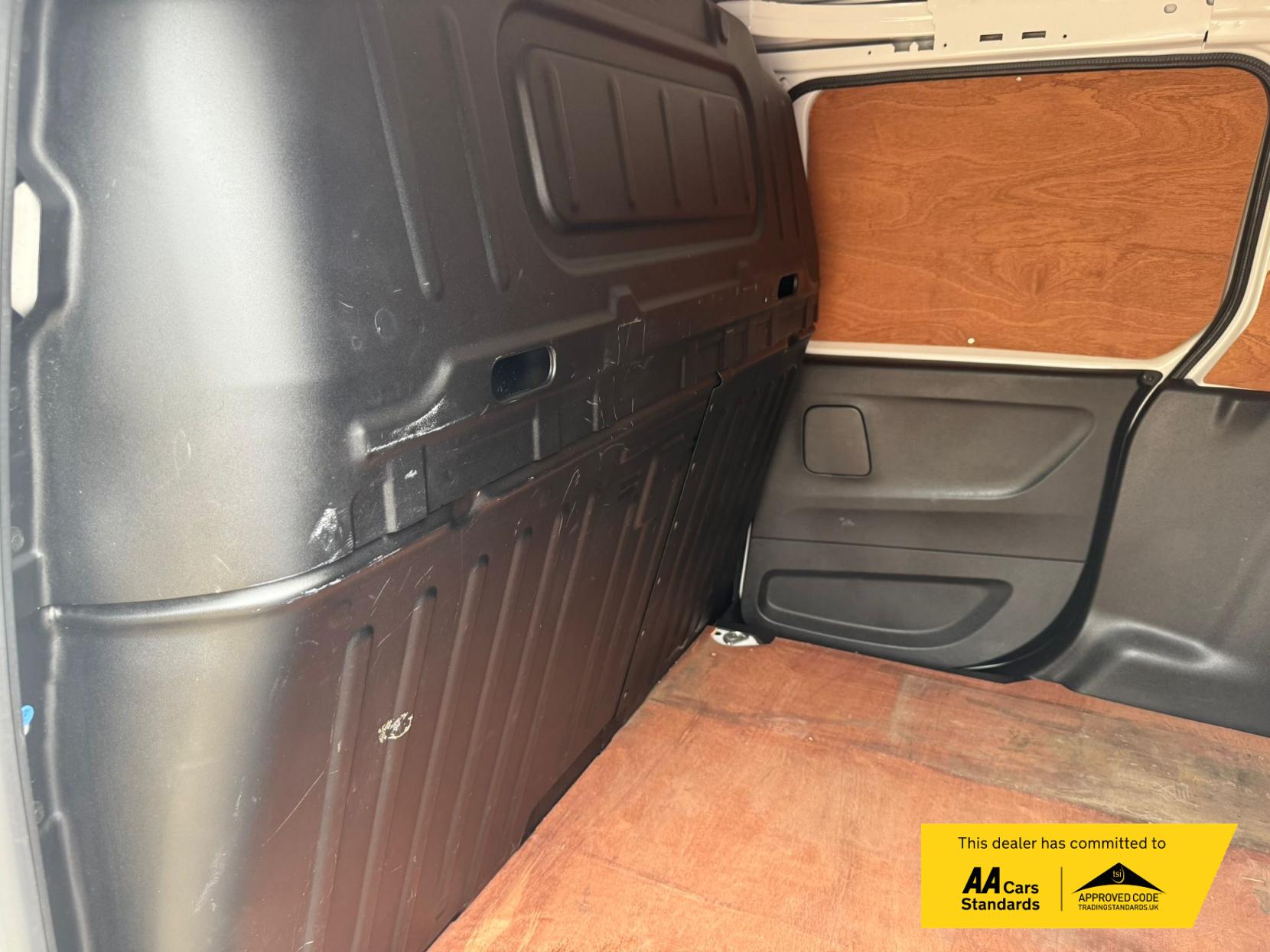 Vauxhall Combo 1.5 Turbo D 2300 Sportive Panel Van 4dr Diesel Manual L2 H1 Euro 6 (s/s) (100 ps)