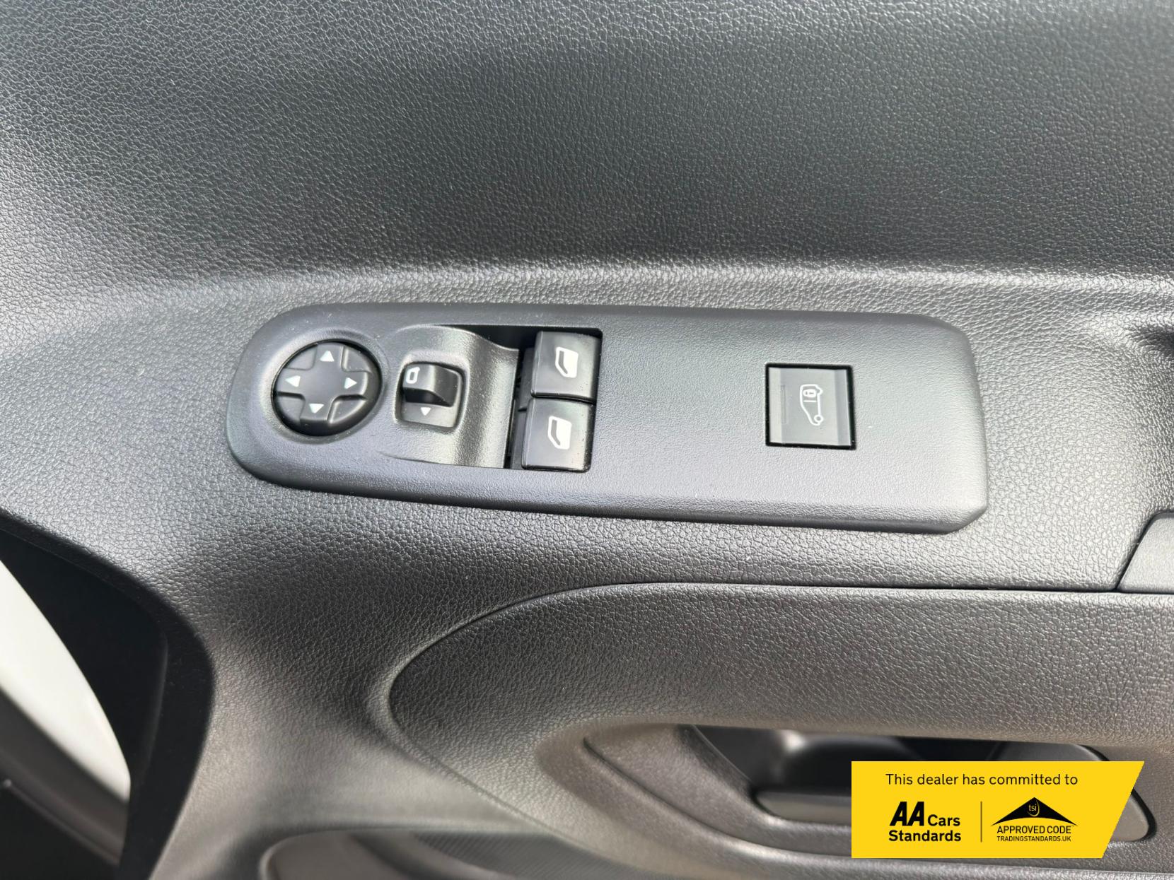 Vauxhall Combo 1.5 Turbo D 2300 Sportive Panel Van 4dr Diesel Manual L2 H1 Euro 6 (s/s) (100 ps)