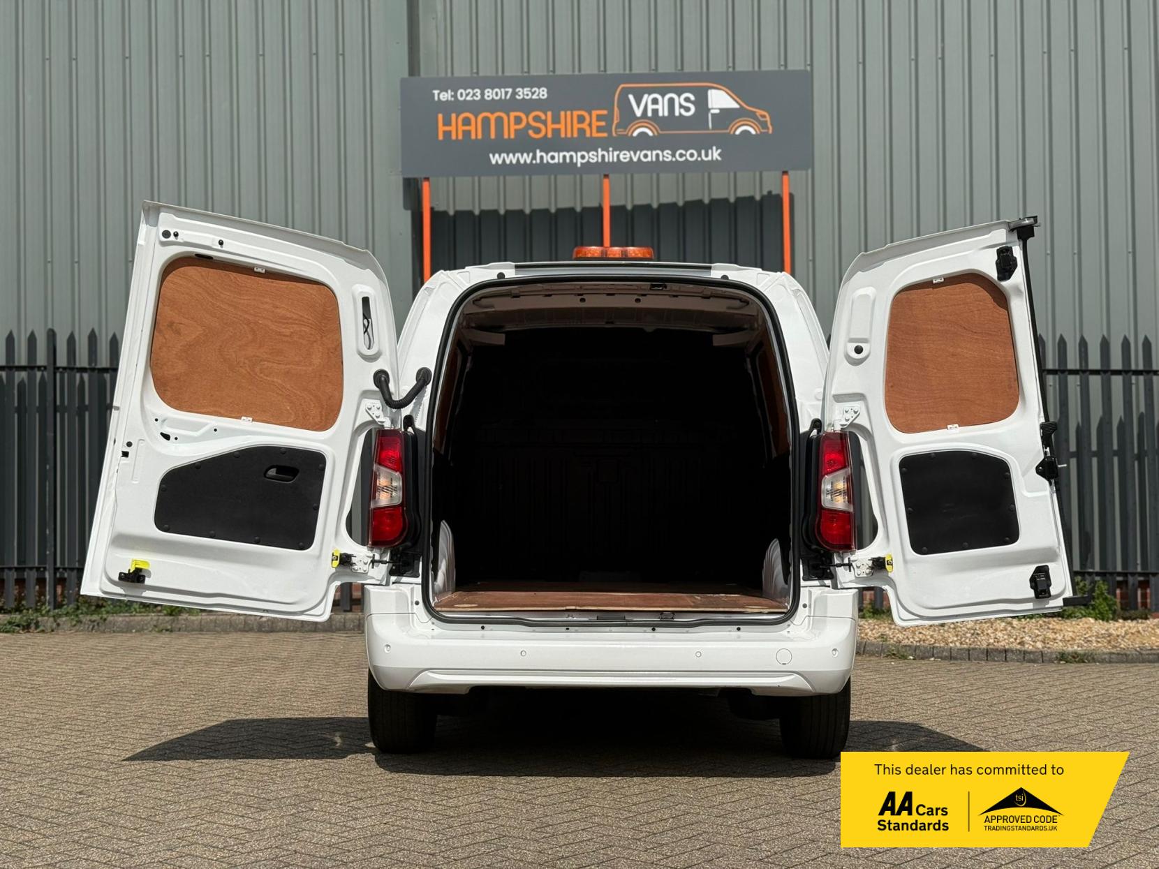 Vauxhall Combo 1.5 Turbo D 2300 Sportive Panel Van 4dr Diesel Manual L2 H1 Euro 6 (s/s) (100 ps)