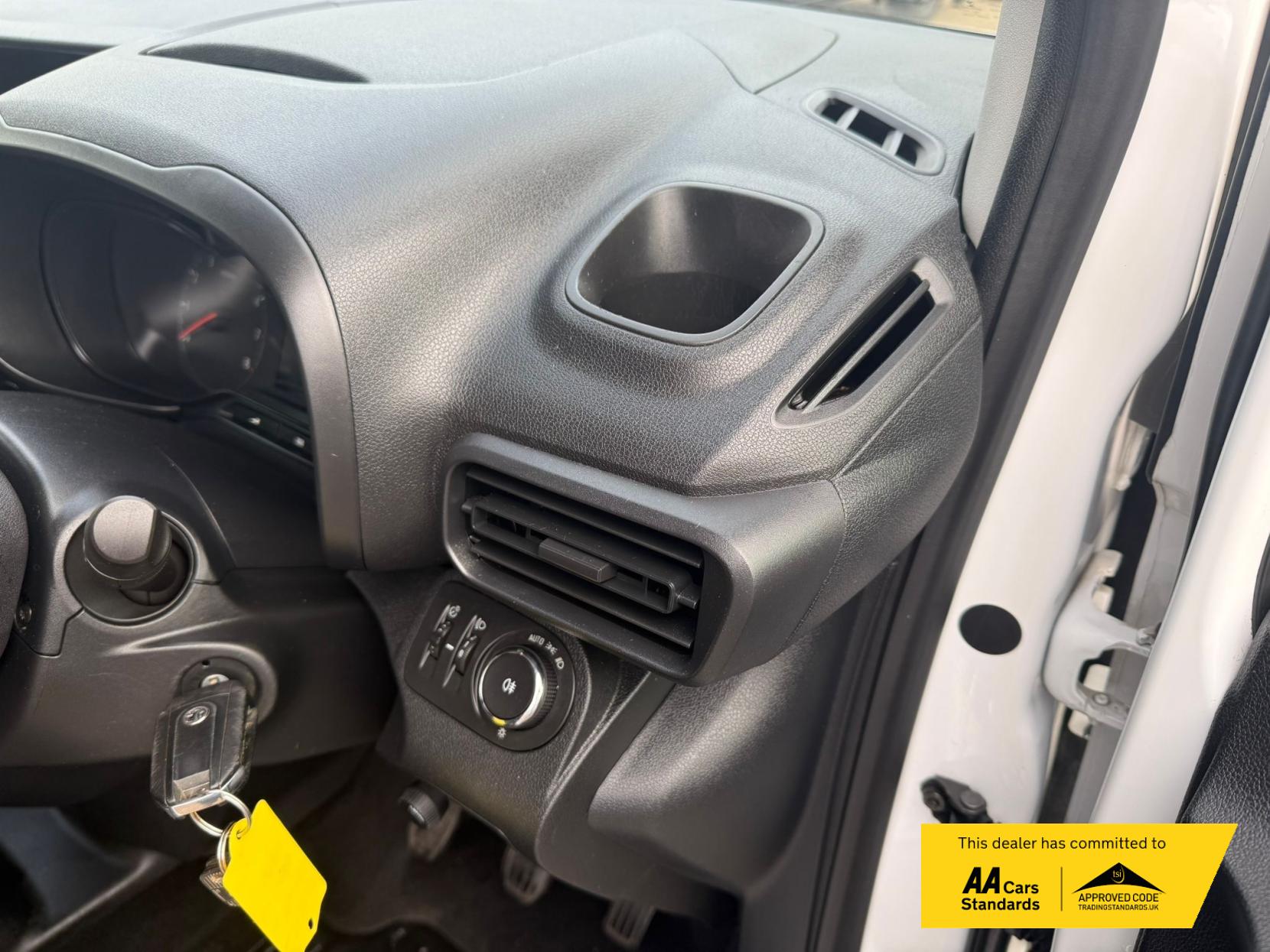 Vauxhall Combo 1.5 Turbo D 2300 Sportive Panel Van 4dr Diesel Manual L2 H1 Euro 6 (s/s) (100 ps)