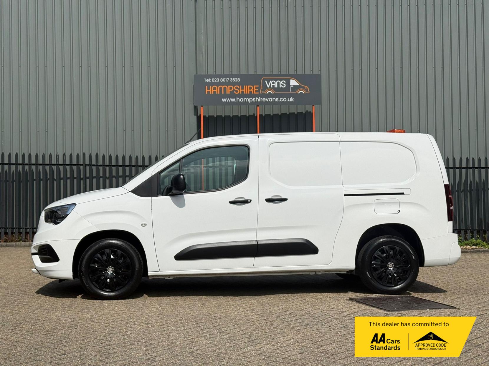 Vauxhall Combo 1.5 Turbo D 2300 Sportive Panel Van 4dr Diesel Manual L2 H1 Euro 6 (s/s) (100 ps)