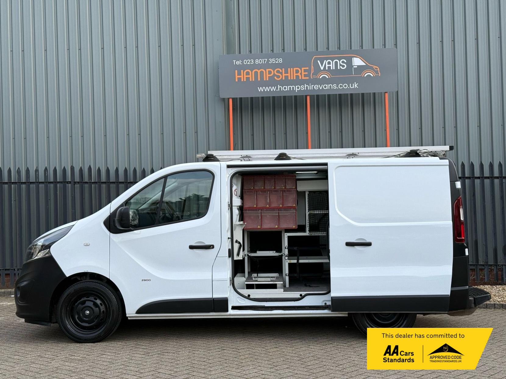 Vauxhall Vivaro 1.6 CDTi 2900 ecoFLEX Panel Van 5dr Diesel Manual L1 H1 Euro 5 (s/s) (90 ps)