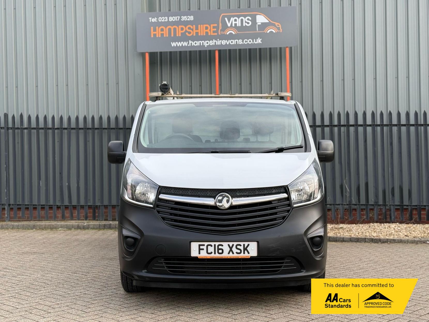 Vauxhall Vivaro 1.6 CDTi 2900 ecoFLEX Panel Van 5dr Diesel Manual L1 H1 Euro 5 (s/s) (90 ps)