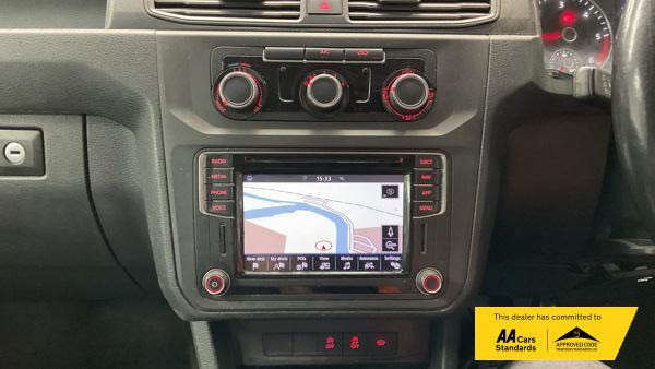 2019 Volkswagen Caddy Maxi 2.0 TDI C20 Highline Panel Van 6dr Diesel Manual LWB Euro 6 (s/s) (102 ps) - Thumbnail 5