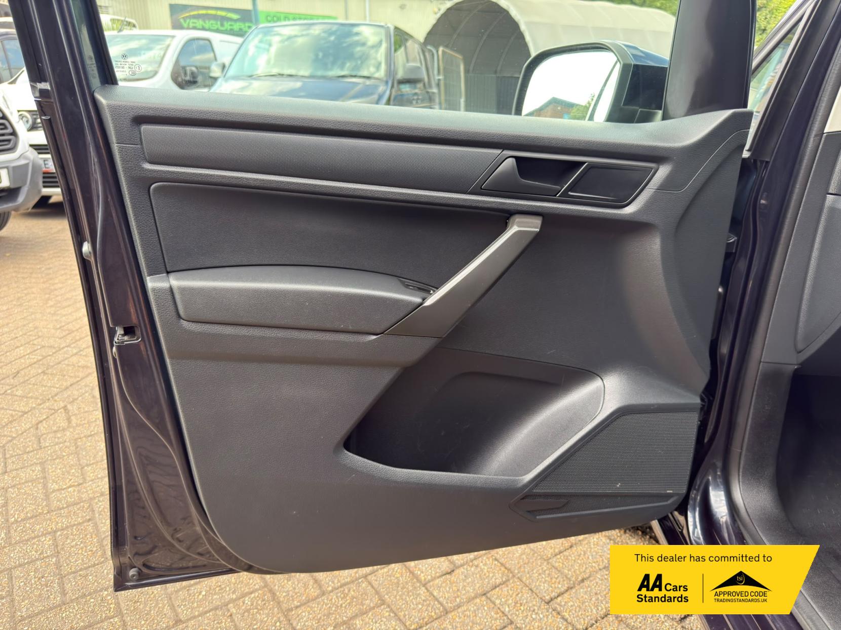 2019 Volkswagen Caddy Maxi 2.0 TDI C20 Highline Panel Van 6dr Diesel Manual LWB Euro 6 (s/s) (102 ps) - Thumbnail 34