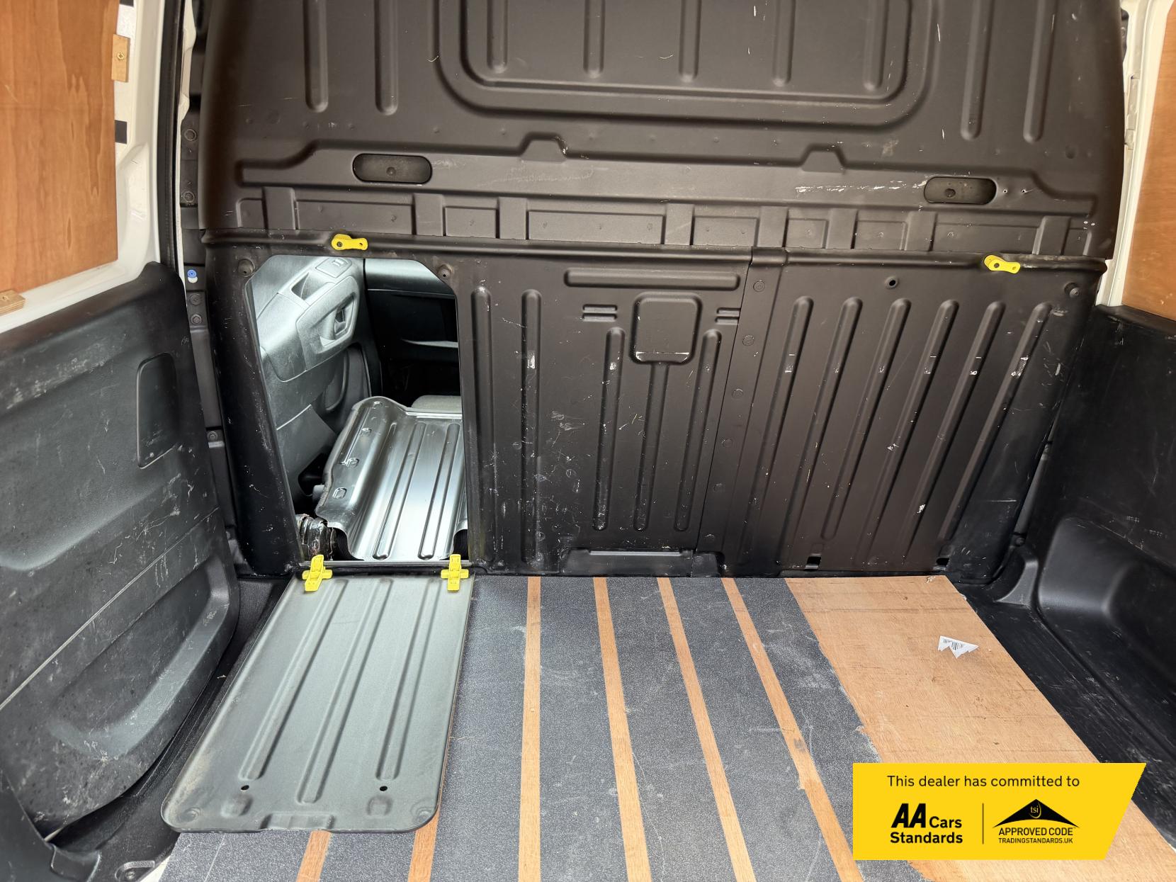 2019 Peugeot Partner 1.5 BlueHDi 1000 Professional Standard Panel Van 5dr Diesel Manual SWB Euro 6 (100 bhp) - Thumbnail 22