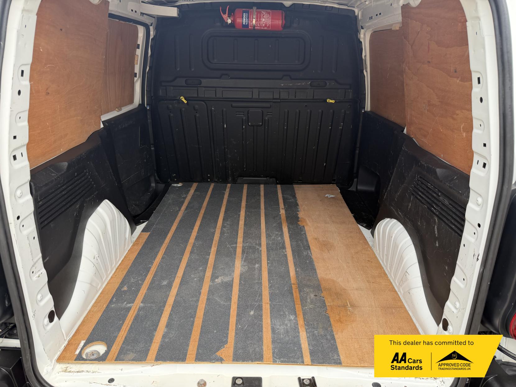 2019 Peugeot Partner 1.5 BlueHDi 1000 Professional Standard Panel Van 5dr Diesel Manual SWB Euro 6 (100 bhp) - Thumbnail 21