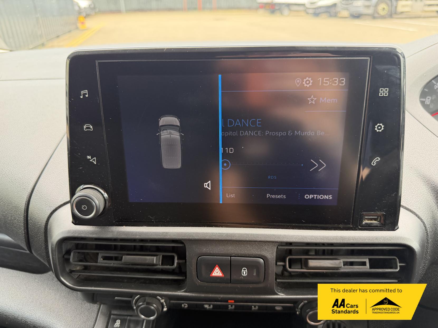2019 Peugeot Partner 1.5 BlueHDi 1000 Professional Standard Panel Van 5dr Diesel Manual SWB Euro 6 (100 bhp) - Thumbnail 11