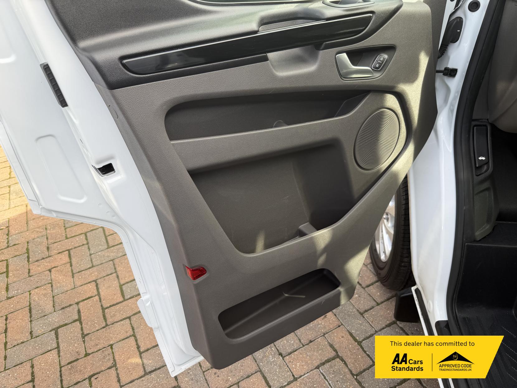 Ford Transit Custom 2.0 300 EcoBlue Limited Panel Van 5dr Diesel Manual L1 H1 Euro 6 (s/s) (130 ps)