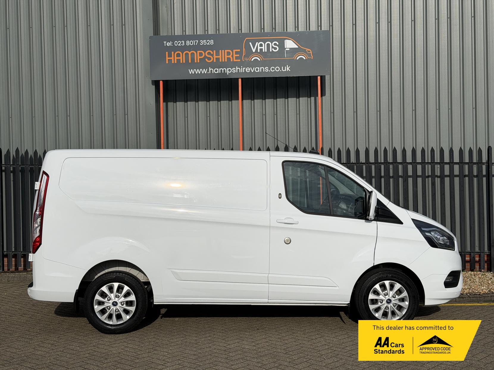Ford Transit Custom 2.0 300 EcoBlue Limited Panel Van 5dr Diesel Manual L1 H1 Euro 6 (s/s) (130 ps)