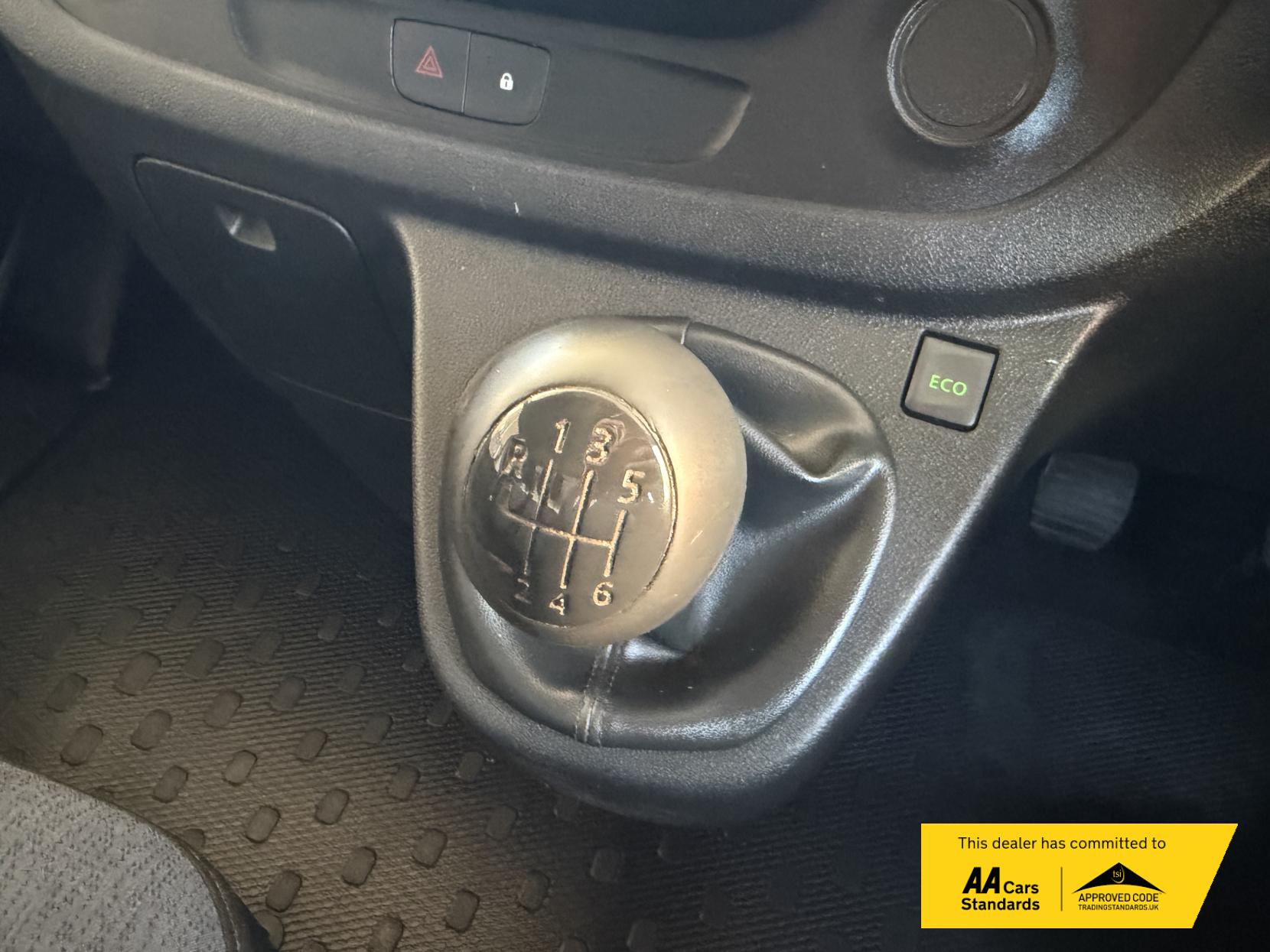 Vauxhall Vivaro 1.6 CDTi 2900 ecoFLEX Panel Van 5dr Diesel Manual L1 H1 Euro 6 (s/s) (95 ps)