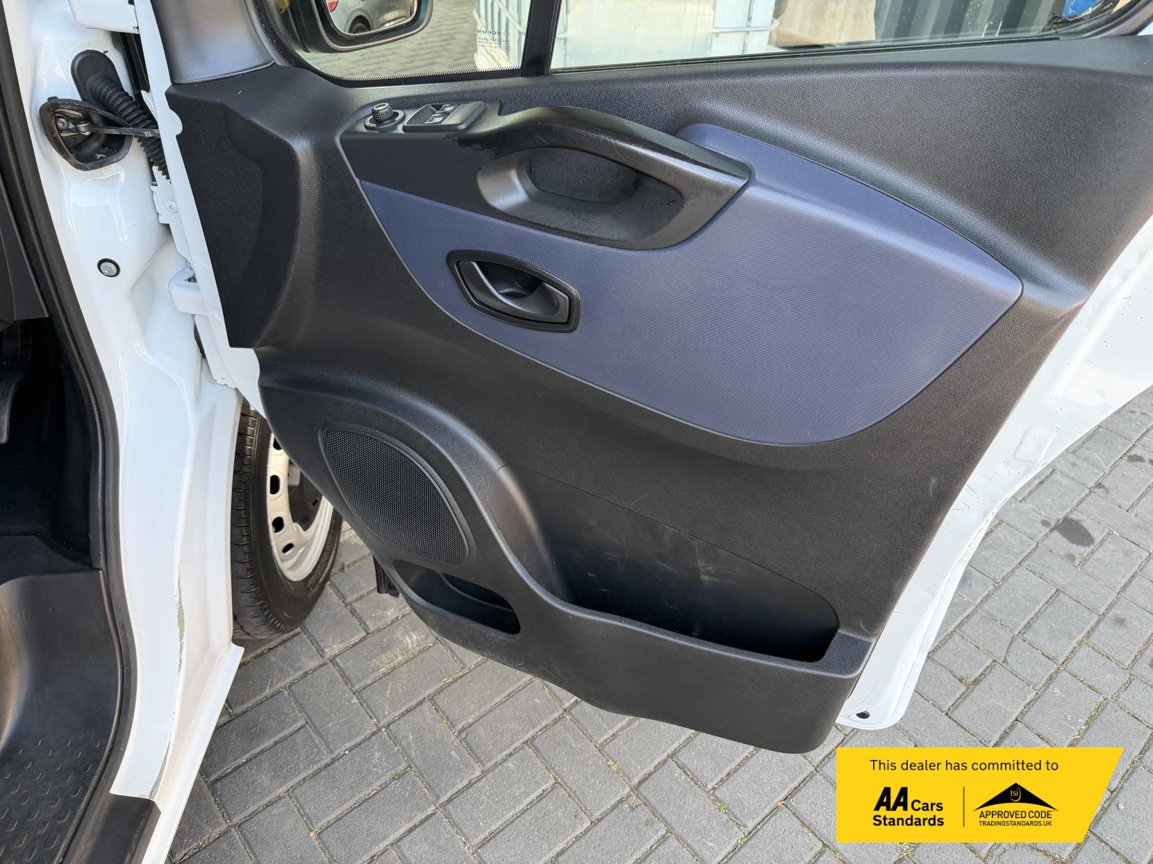 Vauxhall Vivaro 1.6 CDTi 2900 ecoFLEX Panel Van 5dr Diesel Manual L1 H1 Euro 6 (s/s) (95 ps)