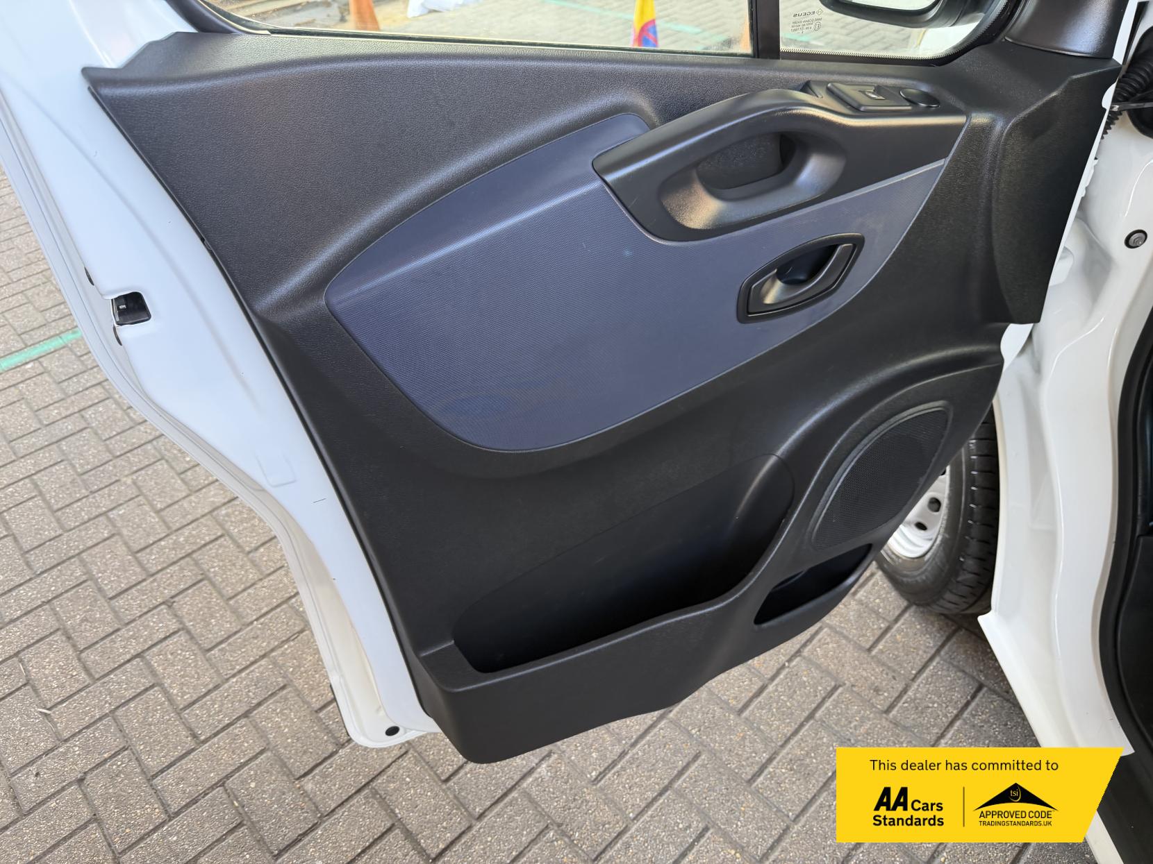 Vauxhall Vivaro 1.6 CDTi 2900 ecoFLEX Panel Van 5dr Diesel Manual L1 H1 Euro 6 (s/s) (95 ps)