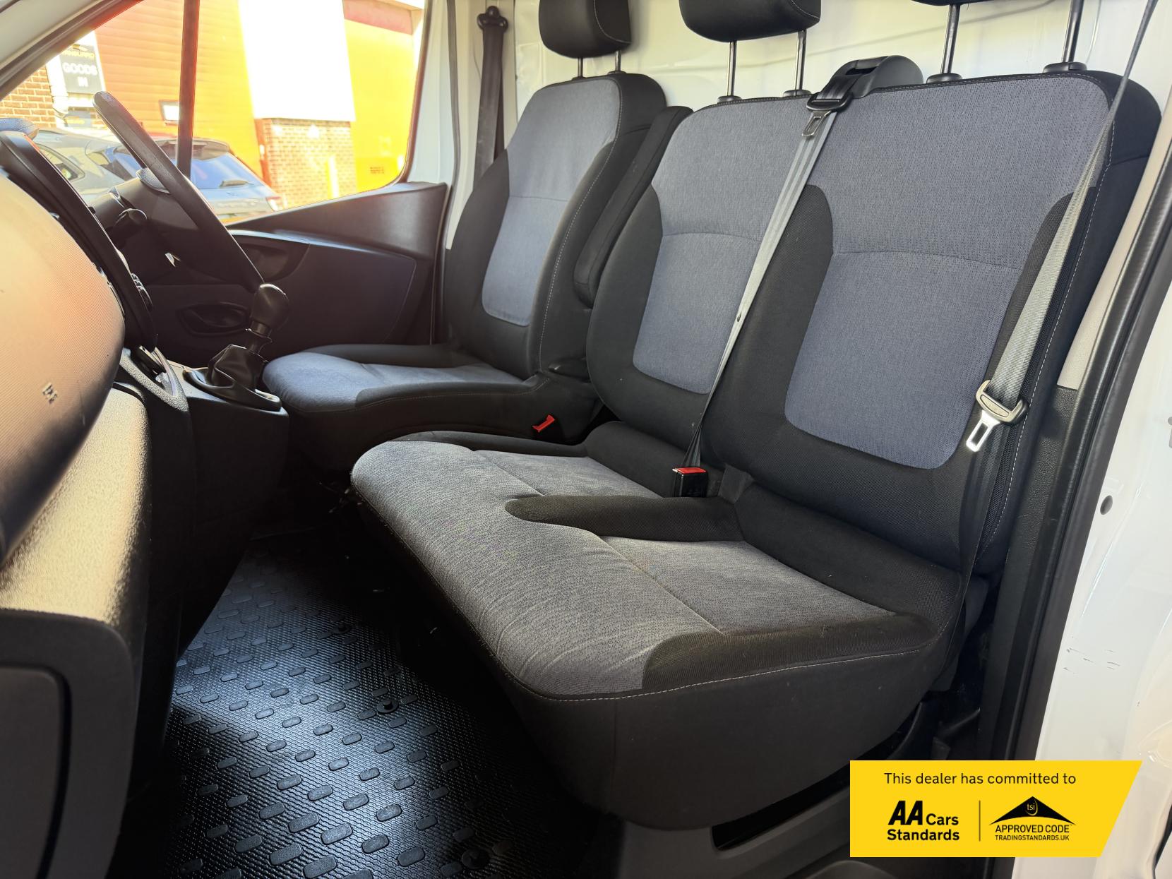 Vauxhall Vivaro 1.6 CDTi 2900 ecoFLEX Panel Van 5dr Diesel Manual L1 H1 Euro 6 (s/s) (95 ps)