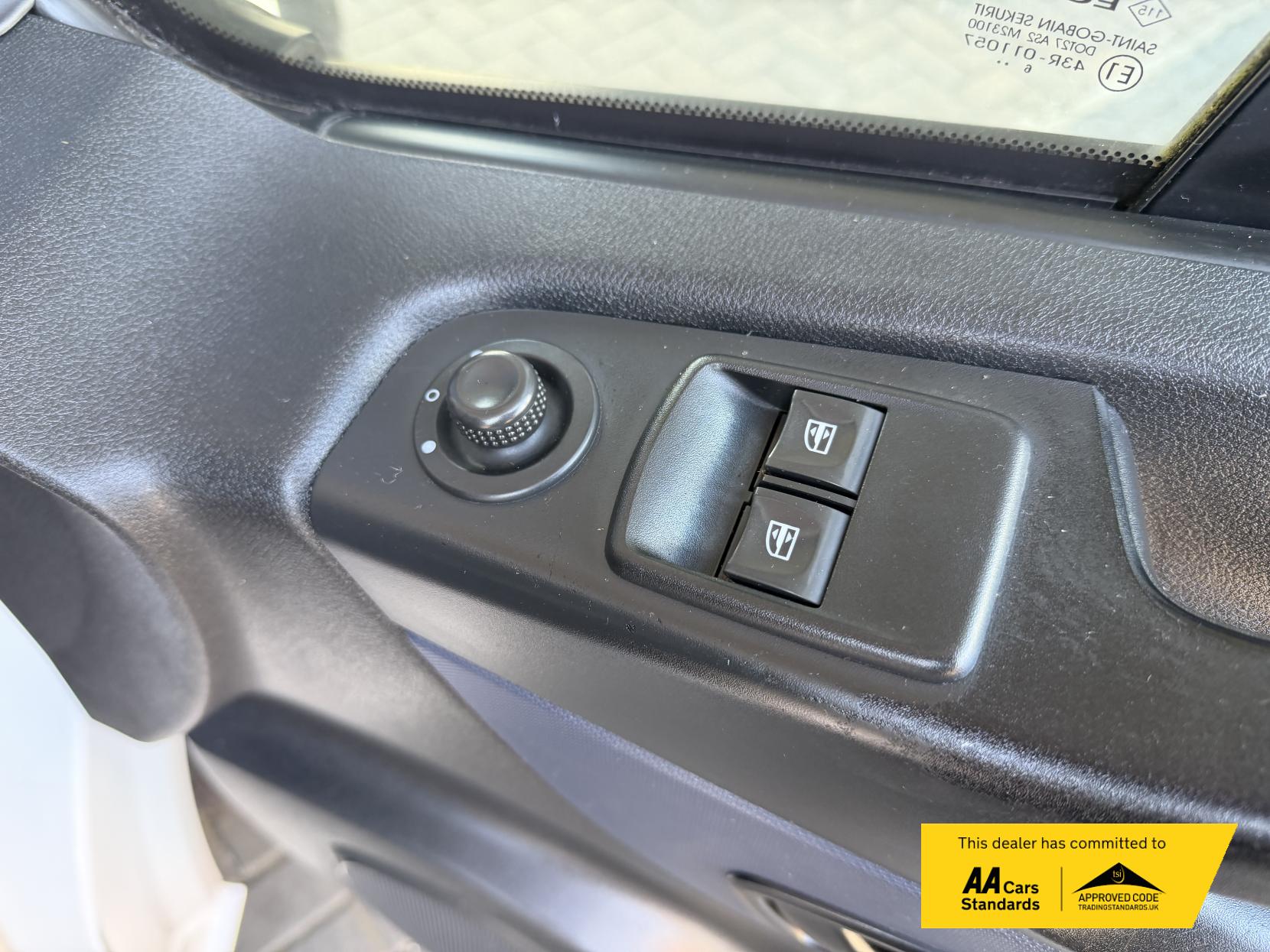 Vauxhall Vivaro 1.6 CDTi 2900 ecoFLEX Panel Van 5dr Diesel Manual L1 H1 Euro 6 (s/s) (95 ps)