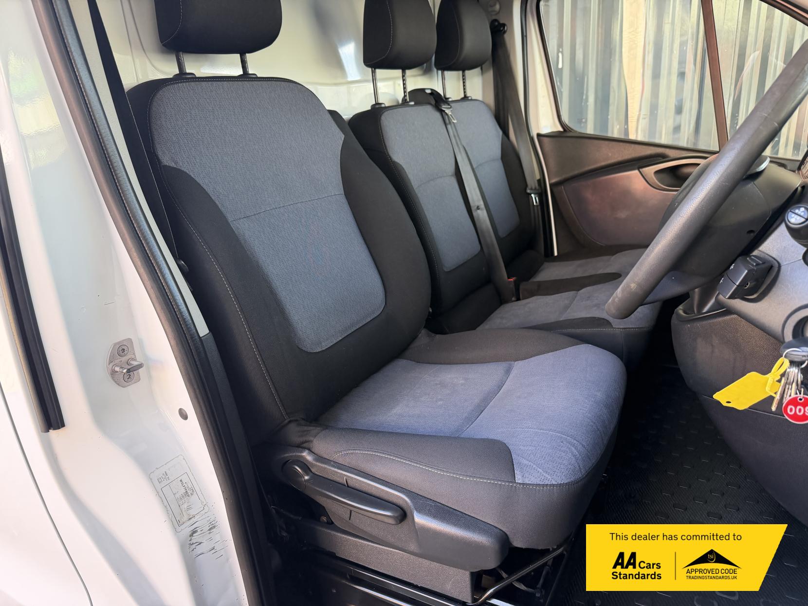 Vauxhall Vivaro 1.6 CDTi 2900 ecoFLEX Panel Van 5dr Diesel Manual L1 H1 Euro 6 (s/s) (95 ps)