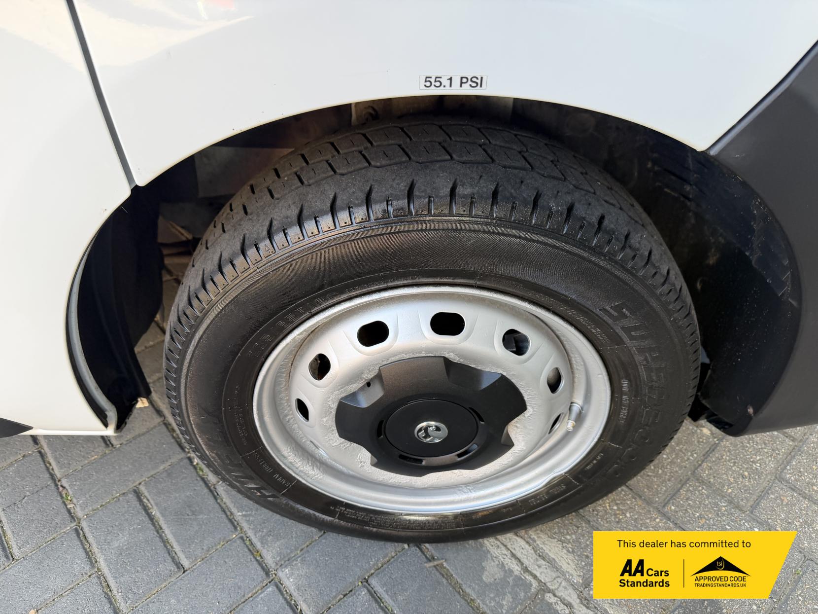 Vauxhall Vivaro 1.6 CDTi 2900 ecoFLEX Panel Van 5dr Diesel Manual L1 H1 Euro 6 (s/s) (95 ps)