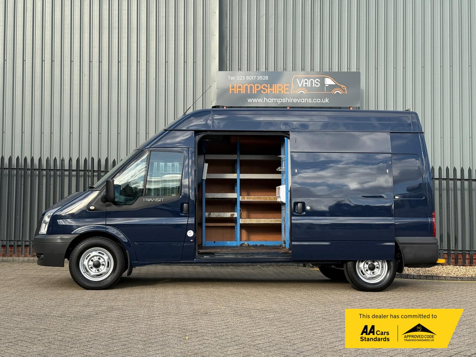Ford Transit 2.2 TDCi 350 Panel Van 3dr Diesel Manual FWD L2 H3 (209 g/km, 123 bhp)