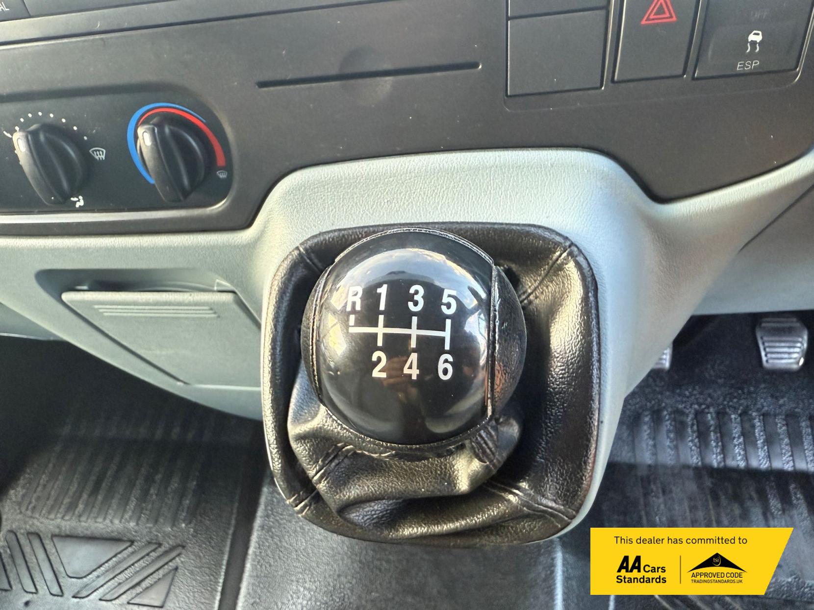 Ford Transit 2.2 TDCi 350 Panel Van 3dr Diesel Manual FWD L2 H3 (209 g/km, 123 bhp)