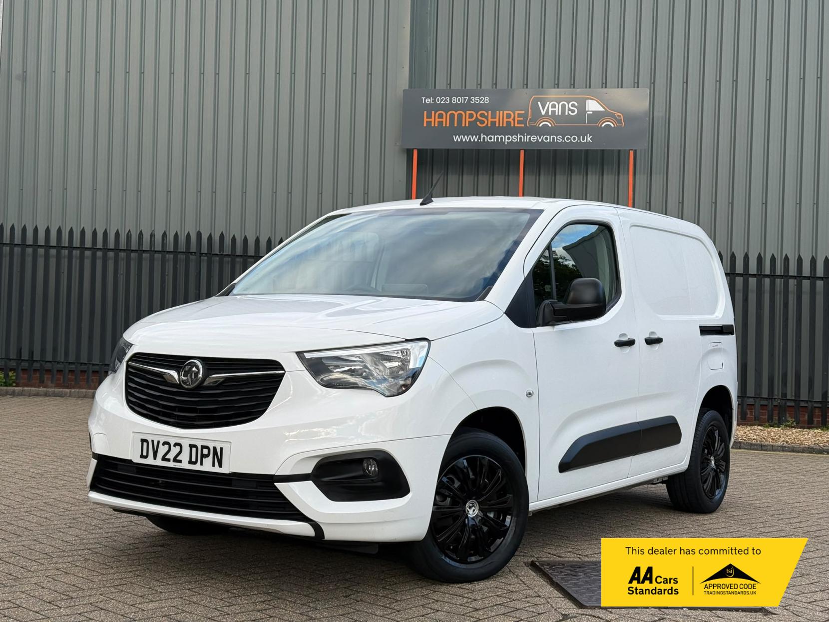2022 Vauxhall Combo 1.5 Turbo D 2300 Sportive Panel Van 5dr Diesel Manual L1 H1 Euro 6 (100 ps) - Thumbnail 2