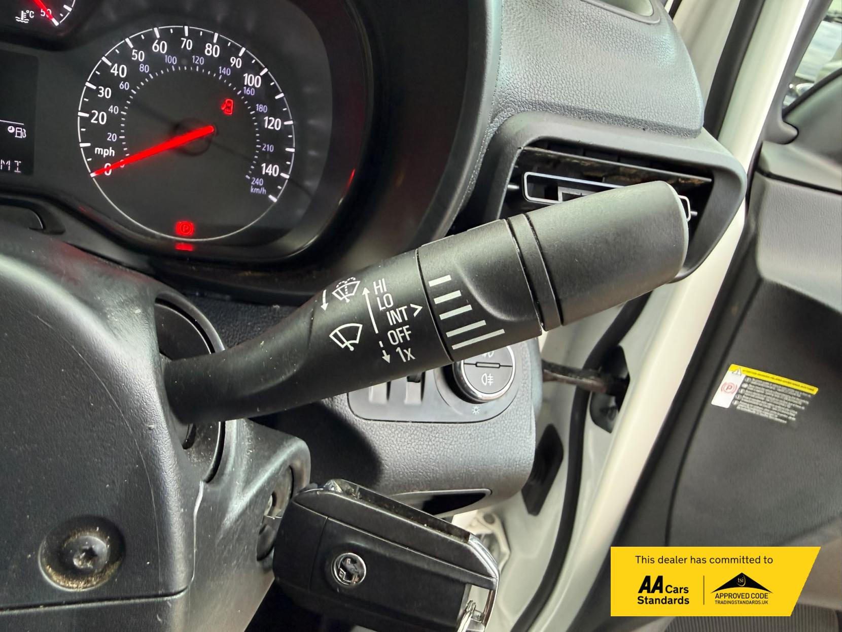 2022 Vauxhall Combo 1.5 Turbo D 2300 Sportive Panel Van 5dr Diesel Manual L1 H1 Euro 6 (100 ps) - Thumbnail 22