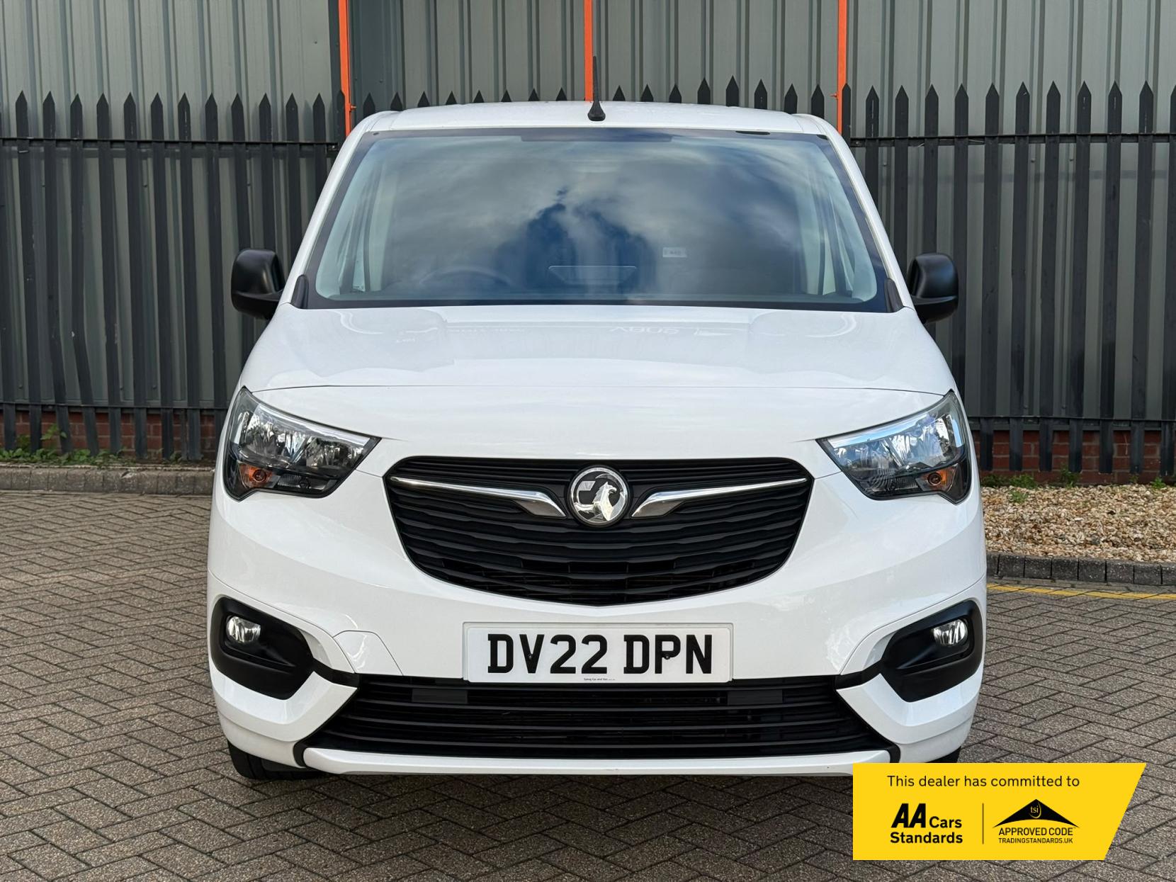 2022 Vauxhall Combo 1.5 Turbo D 2300 Sportive Panel Van 5dr Diesel Manual L1 H1 Euro 6 (100 ps) - Thumbnail 6