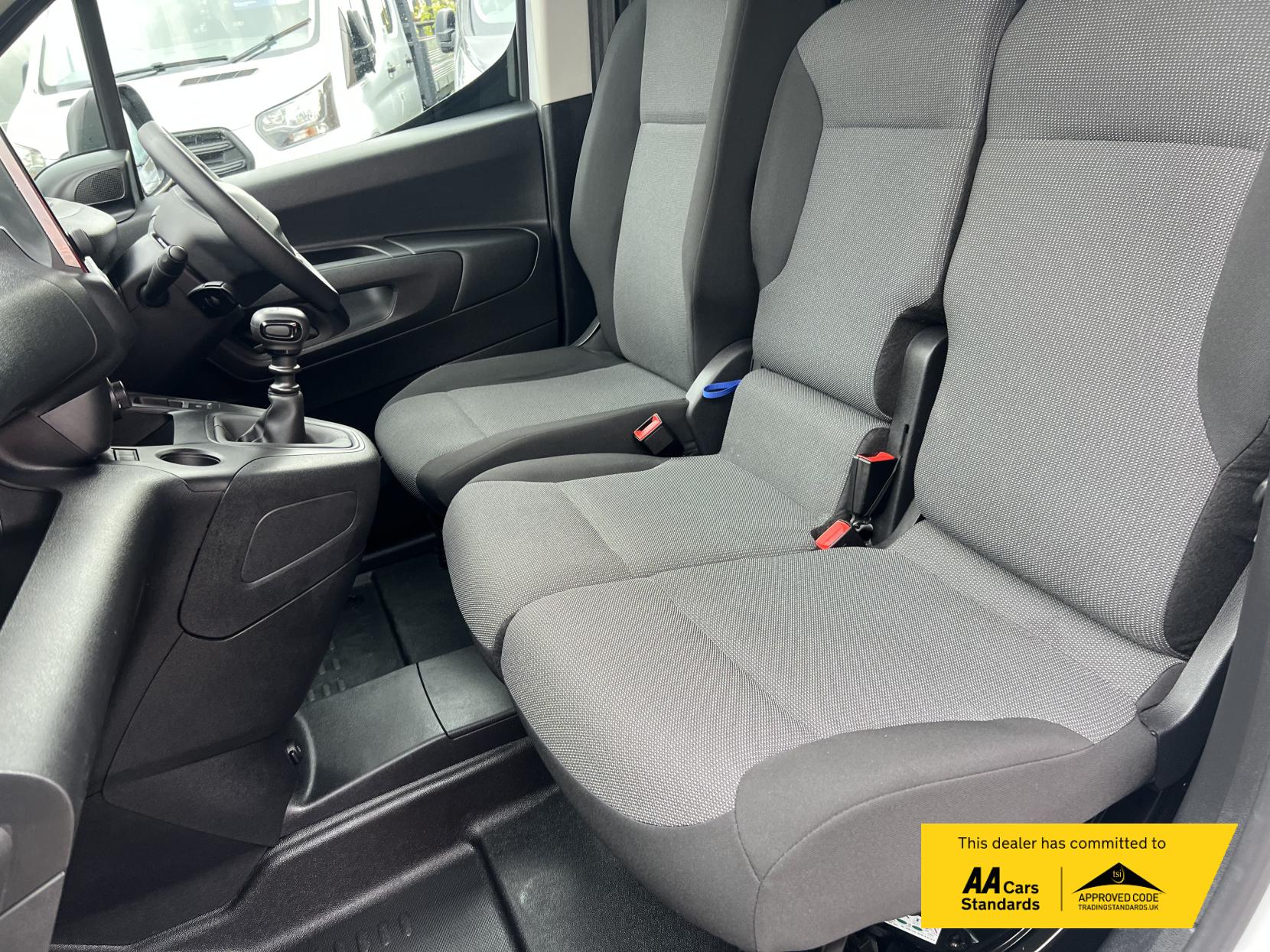 Peugeot Partner 1.5 BlueHDi 950 Professional Premium + Long Panel Van 6dr Diesel Manual LWB Euro 6 (s/s) (100 bhp)