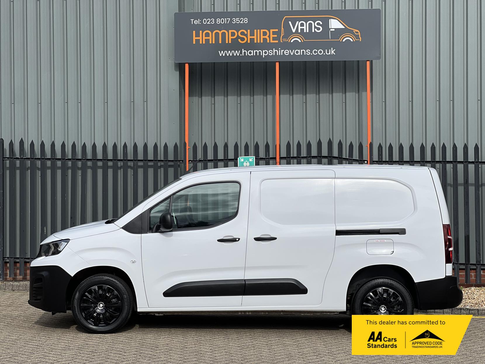 Peugeot Partner 1.5 BlueHDi 950 Professional Premium + Long Panel Van 6dr Diesel Manual LWB Euro 6 (s/s) (100 bhp)