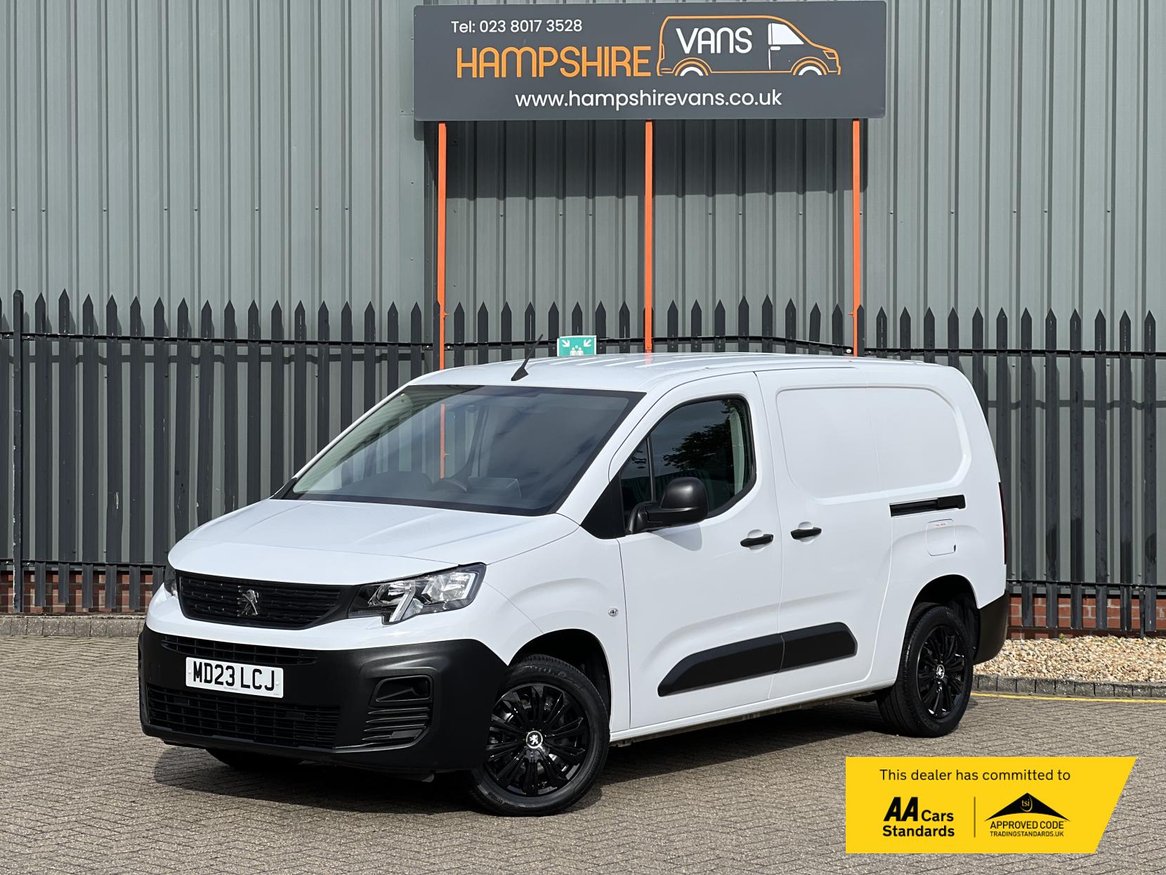 Peugeot Partner 1.5 BlueHDi 950 Professional Premium + Long Panel Van 6dr Diesel Manual LWB Euro 6 (s/s) (100 bhp)