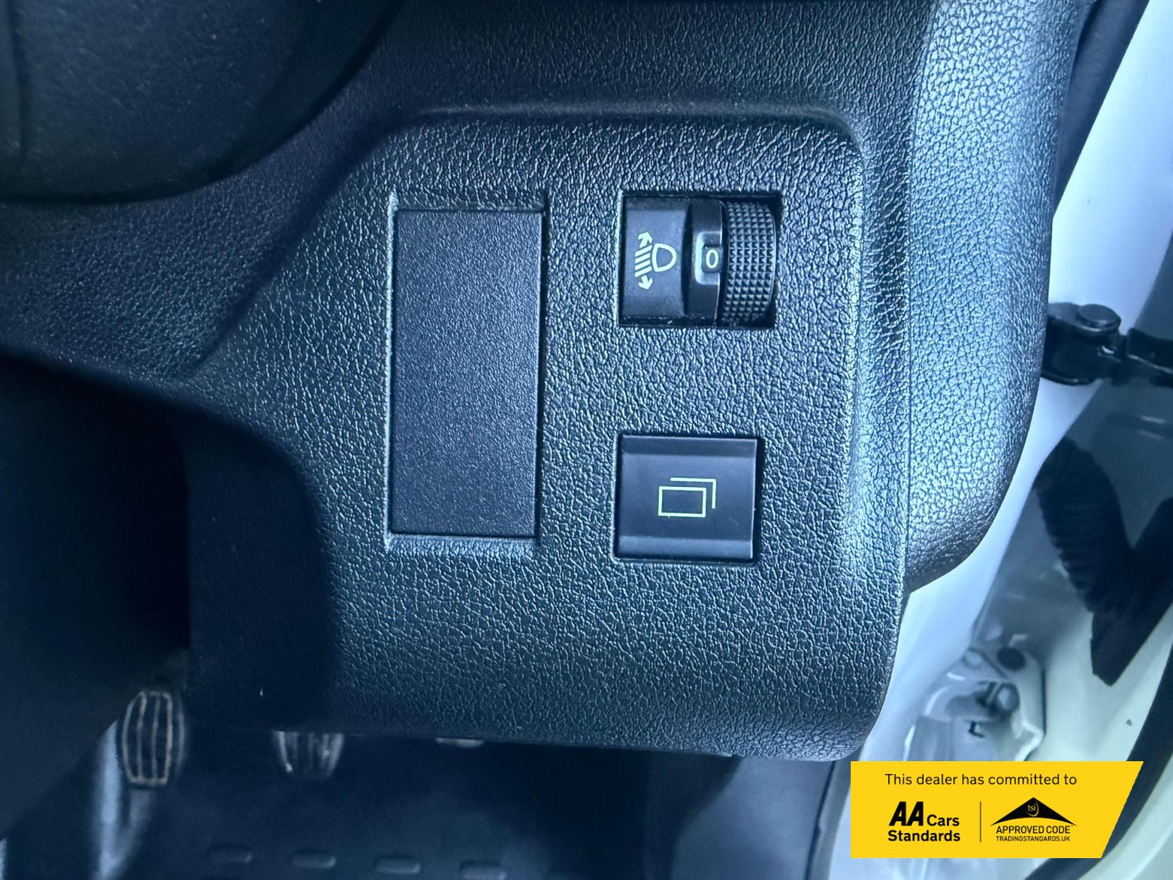 Vauxhall Combo 1.5 Turbo D 2300 Prime Panel Van 5dr Diesel Manual SWB Euro 6 (s/s) (100 ps)