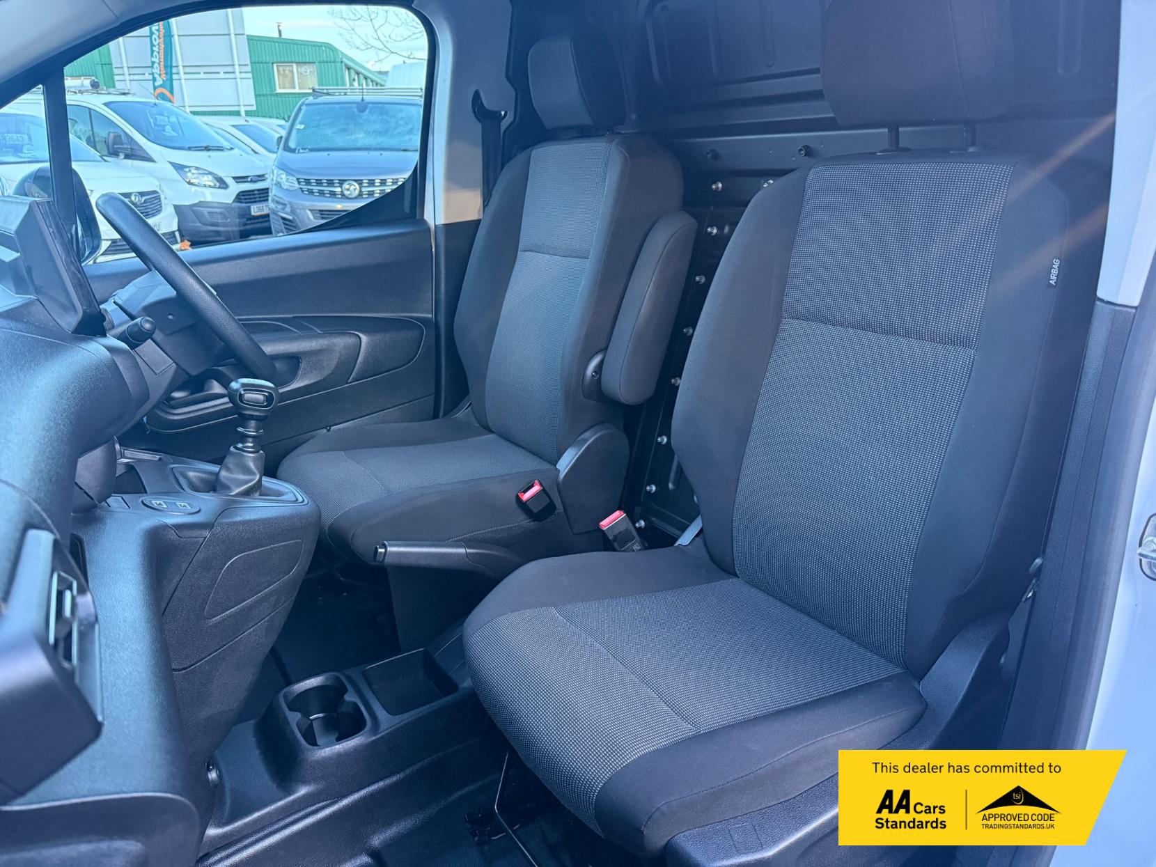 Vauxhall Combo 1.5 Turbo D 2300 Prime Panel Van 5dr Diesel Manual SWB Euro 6 (s/s) (100 ps)