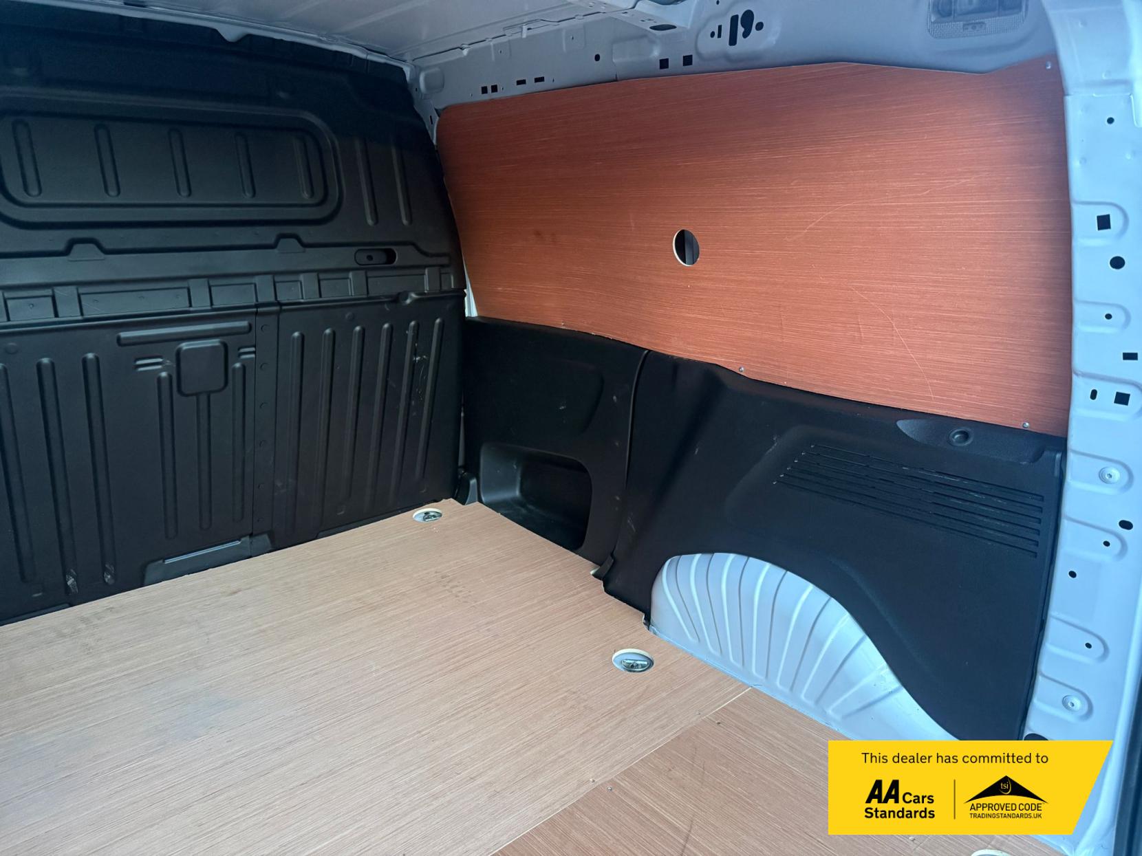 Vauxhall Combo 1.5 Turbo D 2300 Prime Panel Van 5dr Diesel Manual SWB Euro 6 (s/s) (100 ps)