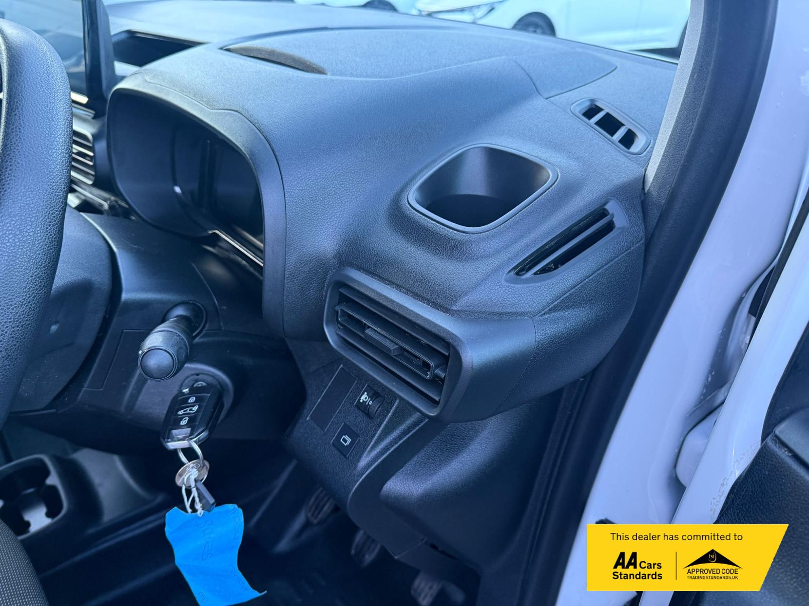 Vauxhall Combo 1.5 Turbo D 2300 Prime Panel Van 5dr Diesel Manual SWB Euro 6 (s/s) (100 ps)