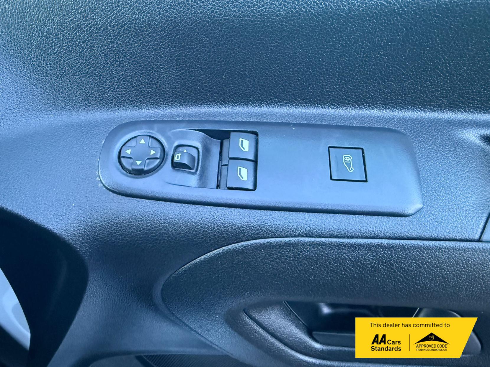 Vauxhall Combo 1.5 Turbo D 2300 Prime Panel Van 5dr Diesel Manual SWB Euro 6 (s/s) (100 ps)