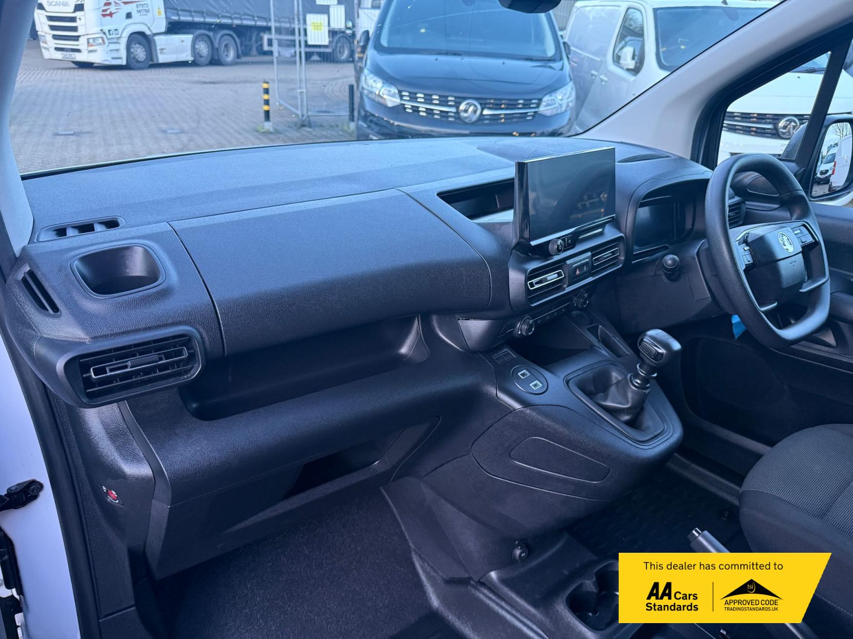 Vauxhall Combo 1.5 Turbo D 2300 Prime Panel Van 5dr Diesel Manual SWB Euro 6 (s/s) (100 ps)