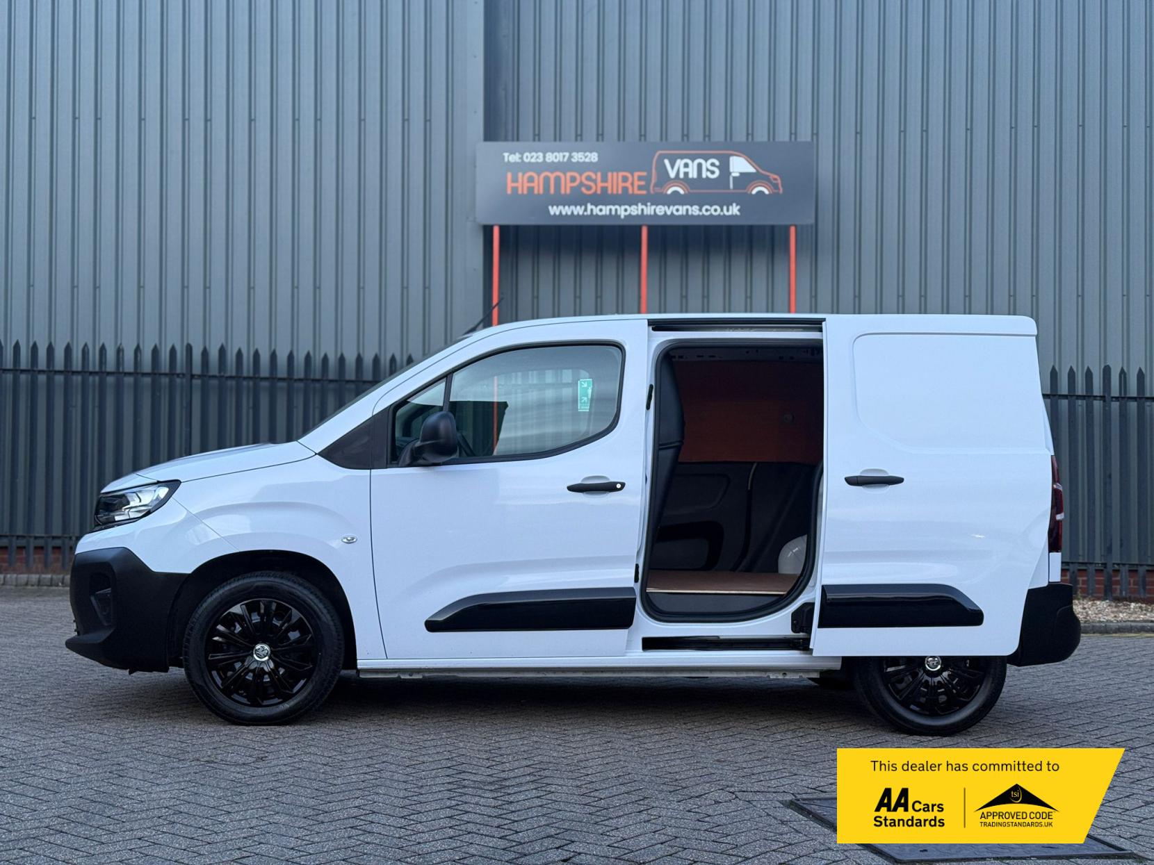 Vauxhall Combo 1.5 Turbo D 2300 Prime Panel Van 5dr Diesel Manual SWB Euro 6 (s/s) (100 ps)