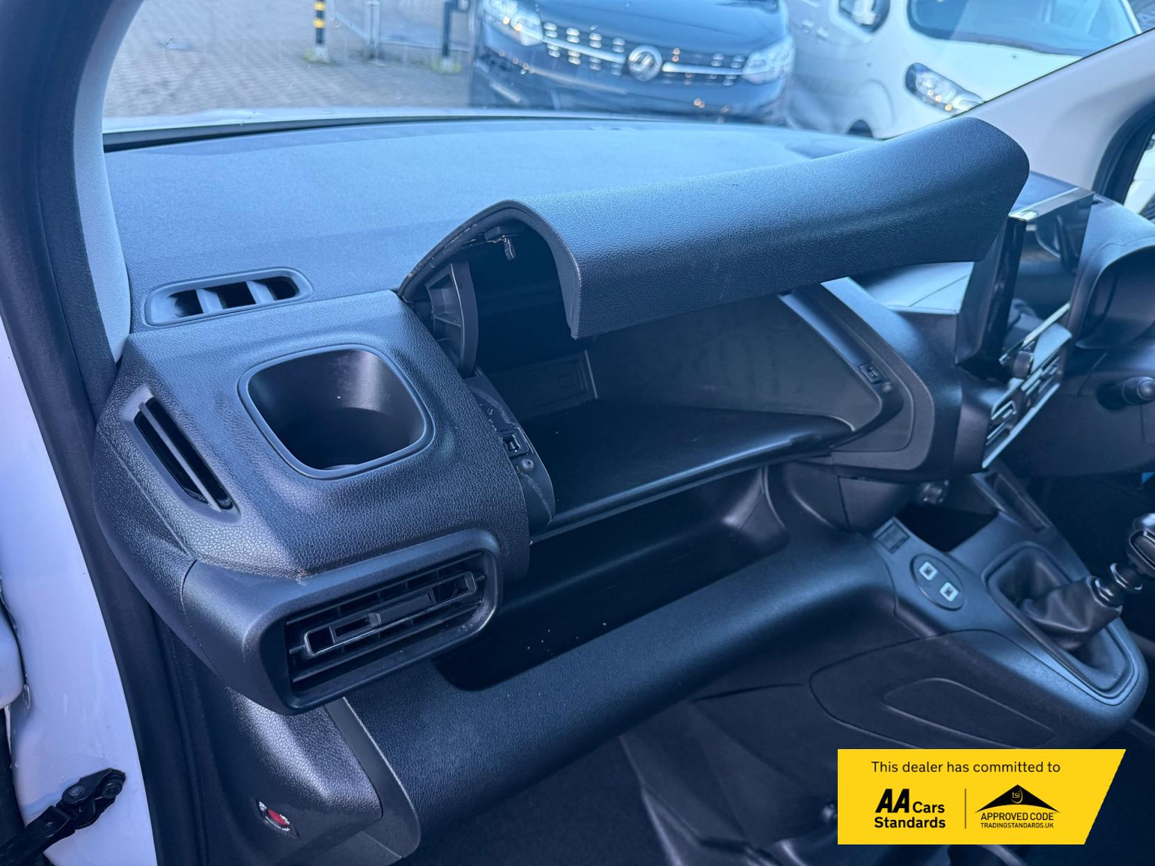 Vauxhall Combo 1.5 Turbo D 2300 Prime Panel Van 5dr Diesel Manual SWB Euro 6 (s/s) (100 ps)