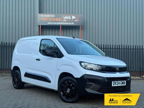 Vauxhall Combo 1.5 Turbo D 2300 Prime Panel Van 5dr Diesel Manual SWB Euro 6 (s/s) (100 ps)