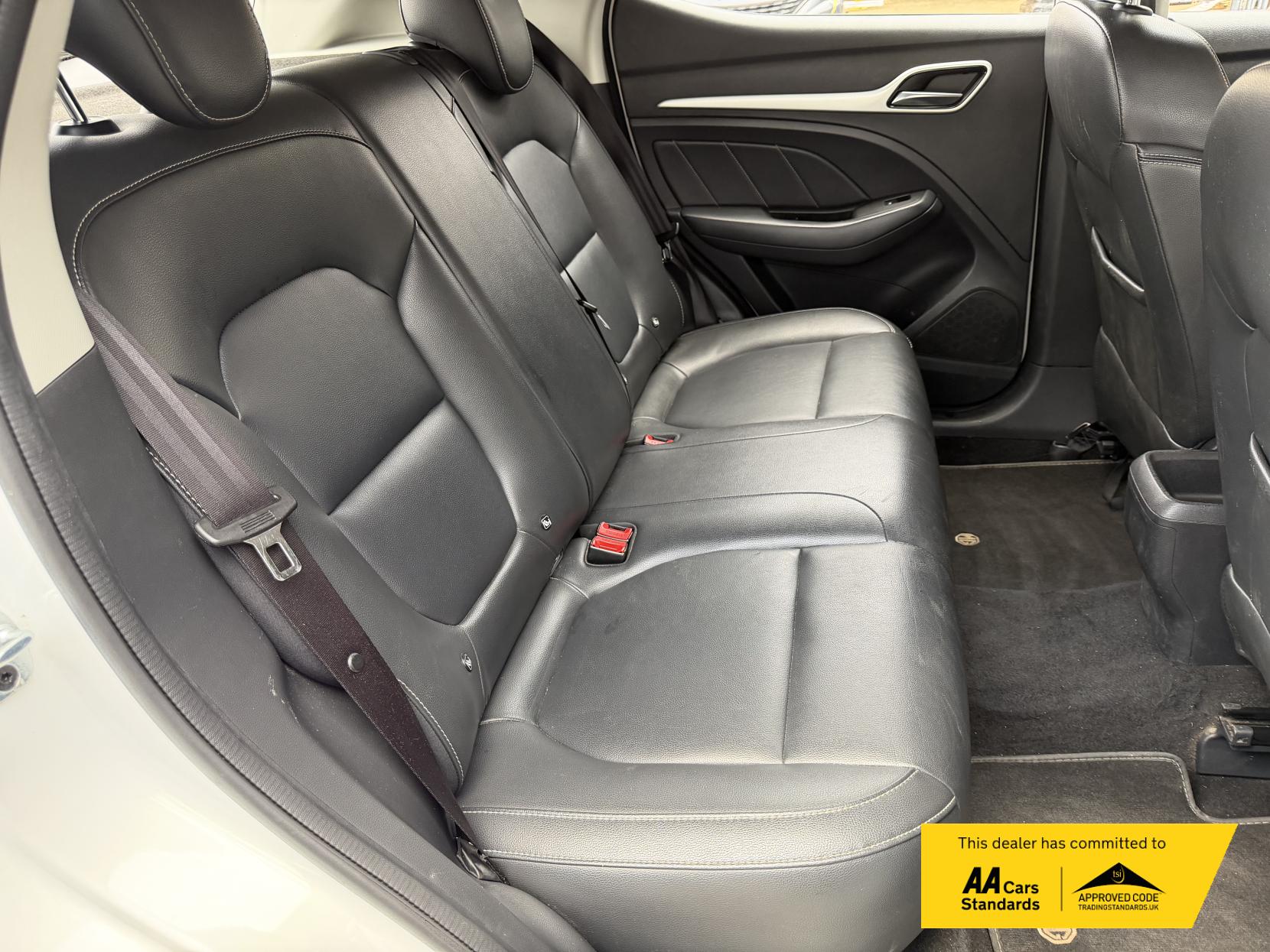 MG MG ZS 1.5 VTi-TECH Exclusive SUV 5dr Petrol Manual Euro 6 (s/s) (106 ps)