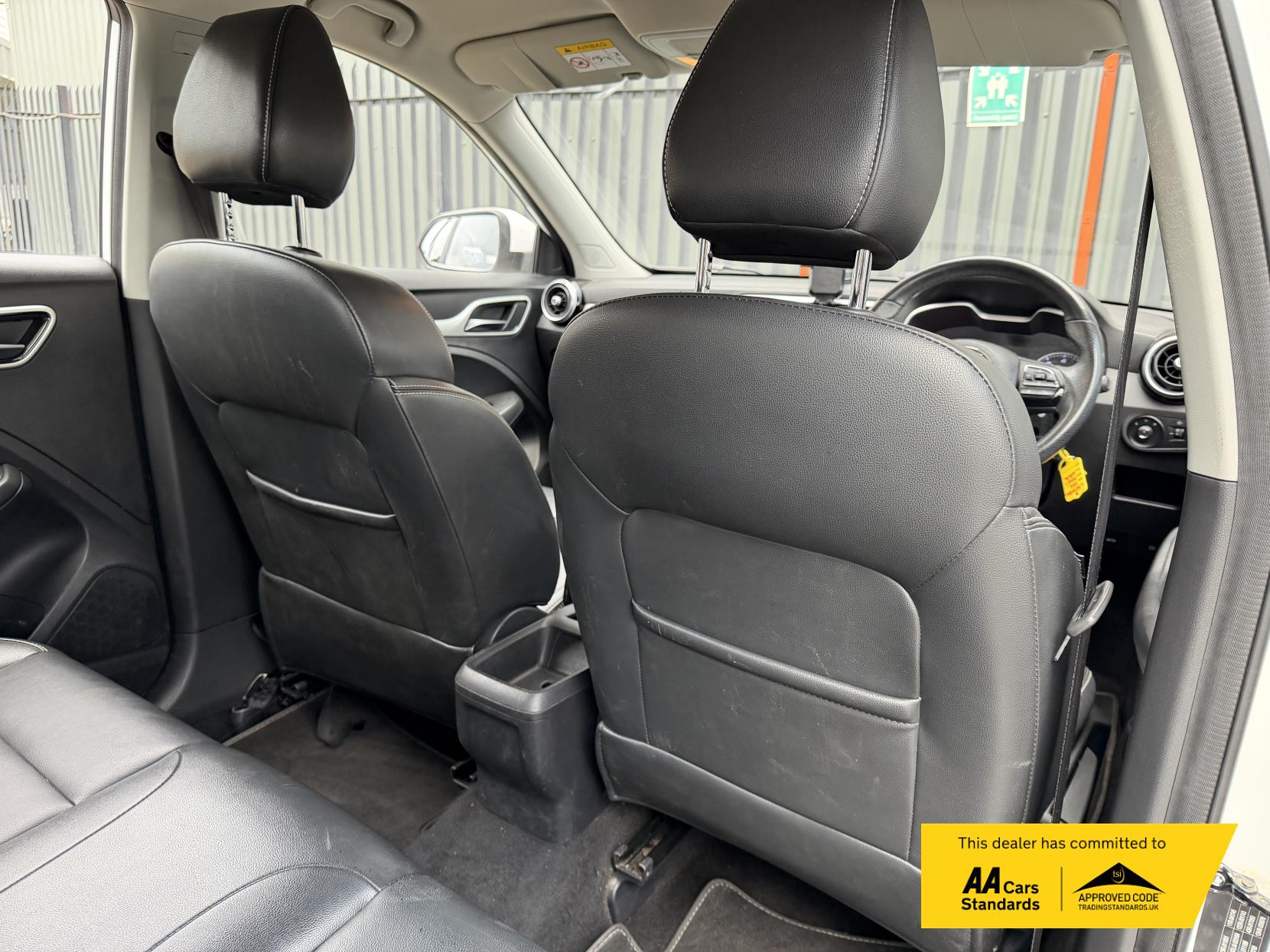 MG MG ZS 1.5 VTi-TECH Exclusive SUV 5dr Petrol Manual Euro 6 (s/s) (106 ps)