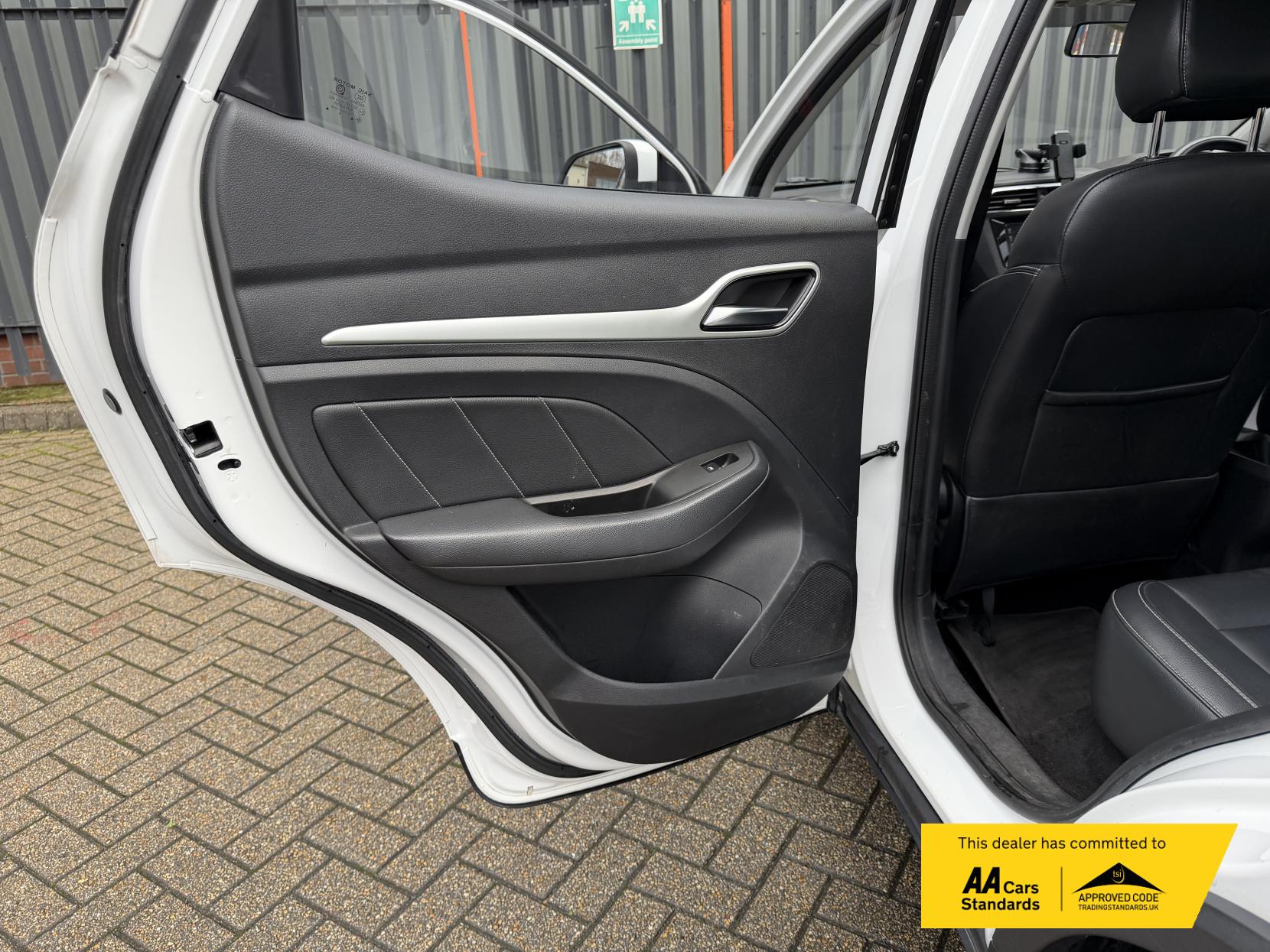 MG MG ZS 1.5 VTi-TECH Exclusive SUV 5dr Petrol Manual Euro 6 (s/s) (106 ps)