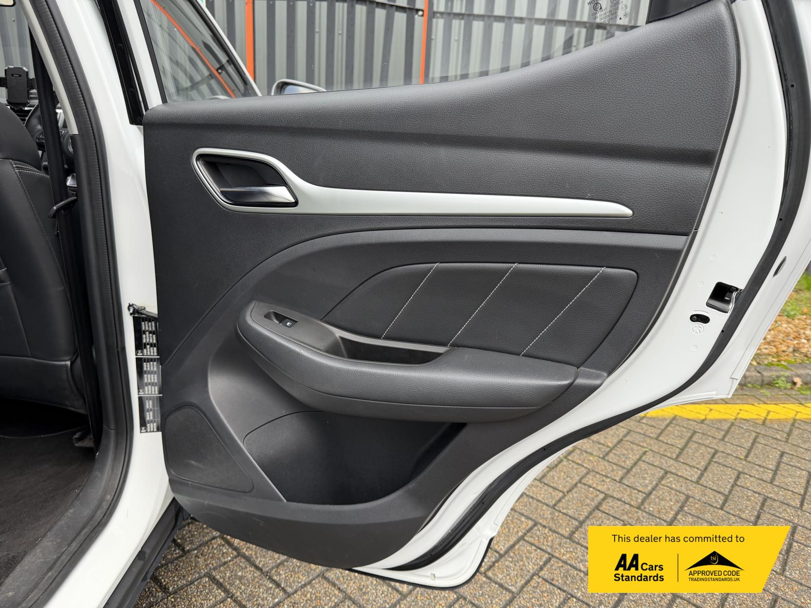 MG MG ZS 1.5 VTi-TECH Exclusive SUV 5dr Petrol Manual Euro 6 (s/s) (106 ps)