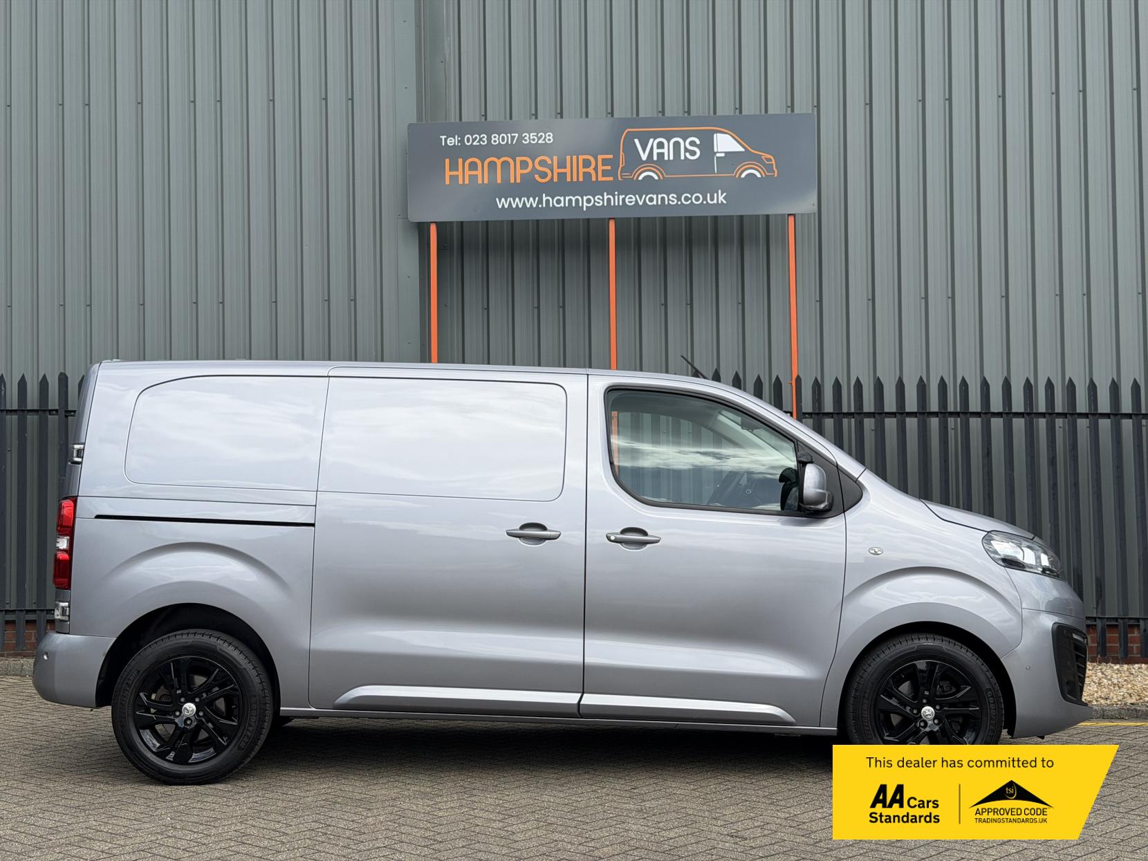 Vauxhall Vivaro 2.0 Turbo D 3100 Elite Panel Van 5dr Diesel Auto L1 H1 Euro 6 (s/s) (180 ps)