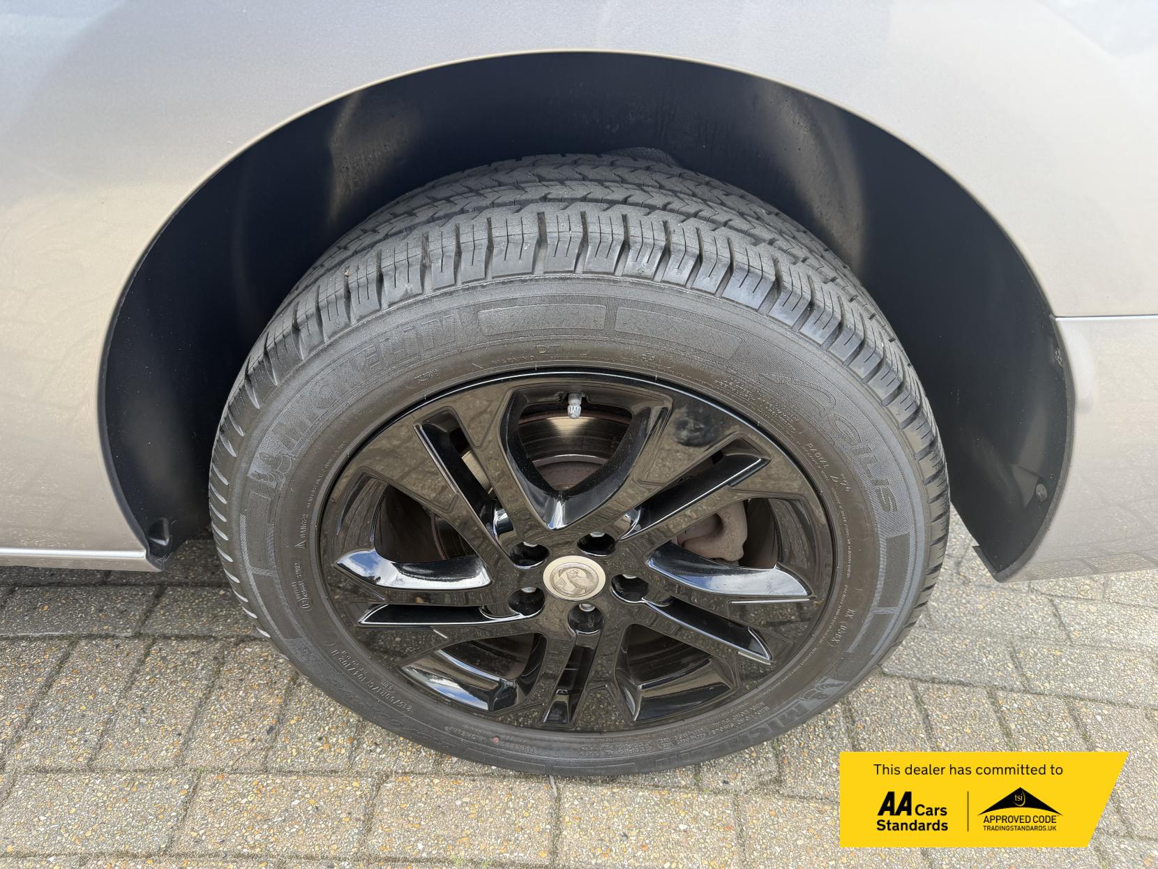 Vauxhall Vivaro 2.0 Turbo D 3100 Elite Panel Van 5dr Diesel Auto L1 H1 Euro 6 (s/s) (180 ps)