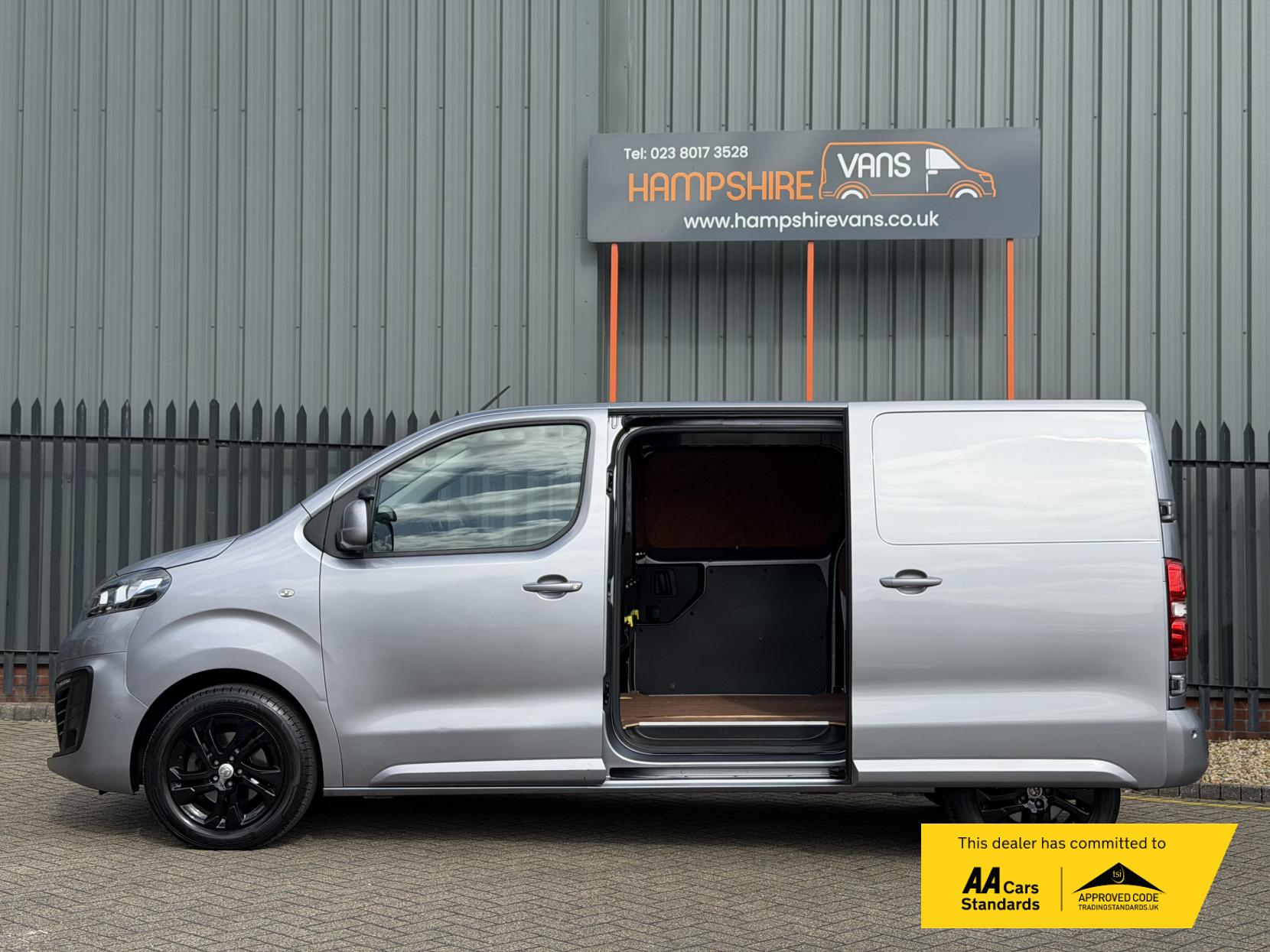 Vauxhall Vivaro 2.0 Turbo D 3100 Elite Panel Van 5dr Diesel Auto L1 H1 Euro 6 (s/s) (180 ps)