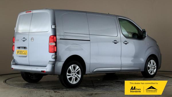 Vauxhall Vivaro 2.0 Turbo D 3100 Elite Panel Van 5dr Diesel Auto L1 H1 Euro 6 (s/s) (180 ps)