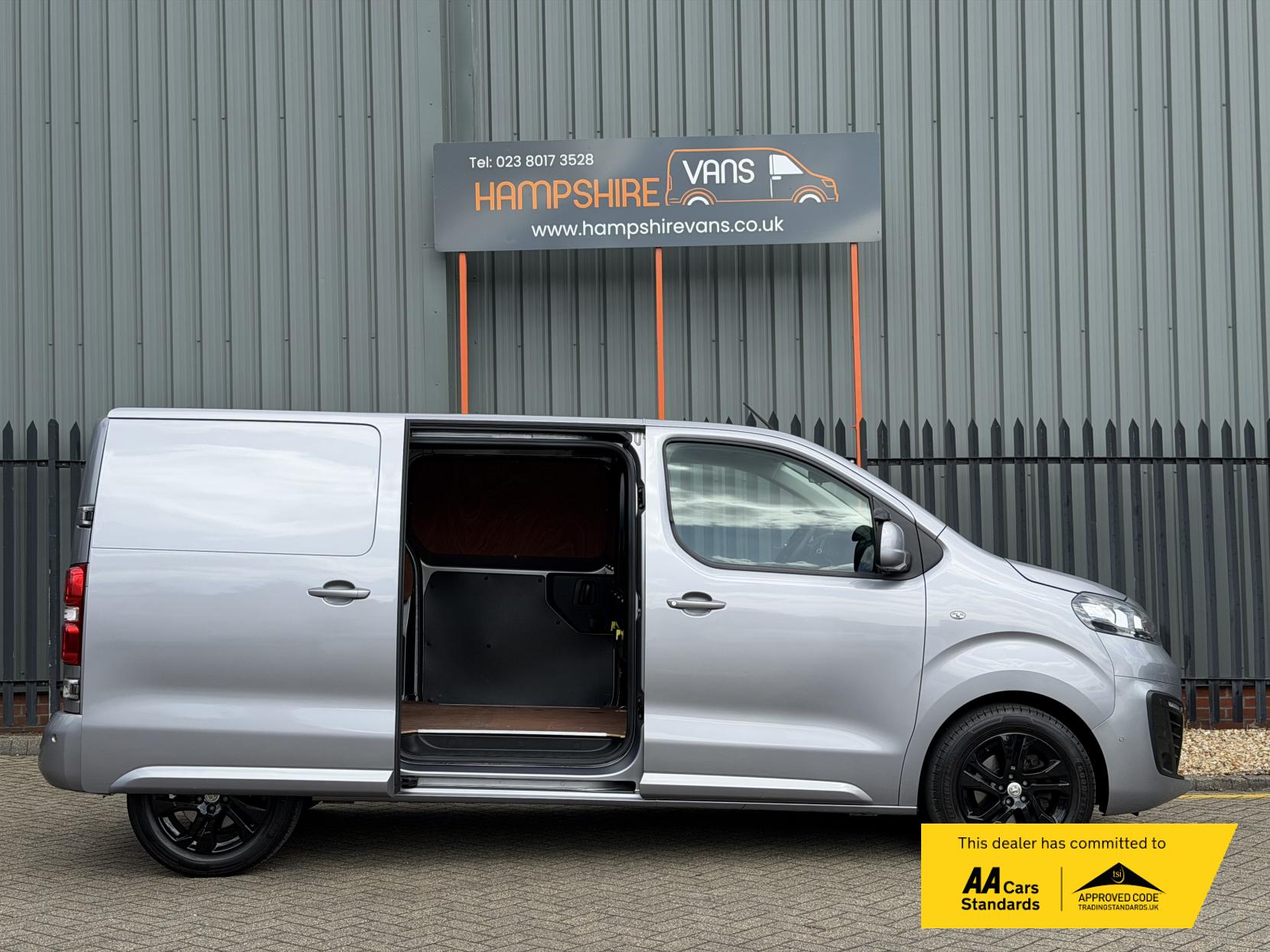 Vauxhall Vivaro 2.0 Turbo D 3100 Elite Panel Van 5dr Diesel Auto L1 H1 Euro 6 (s/s) (180 ps)